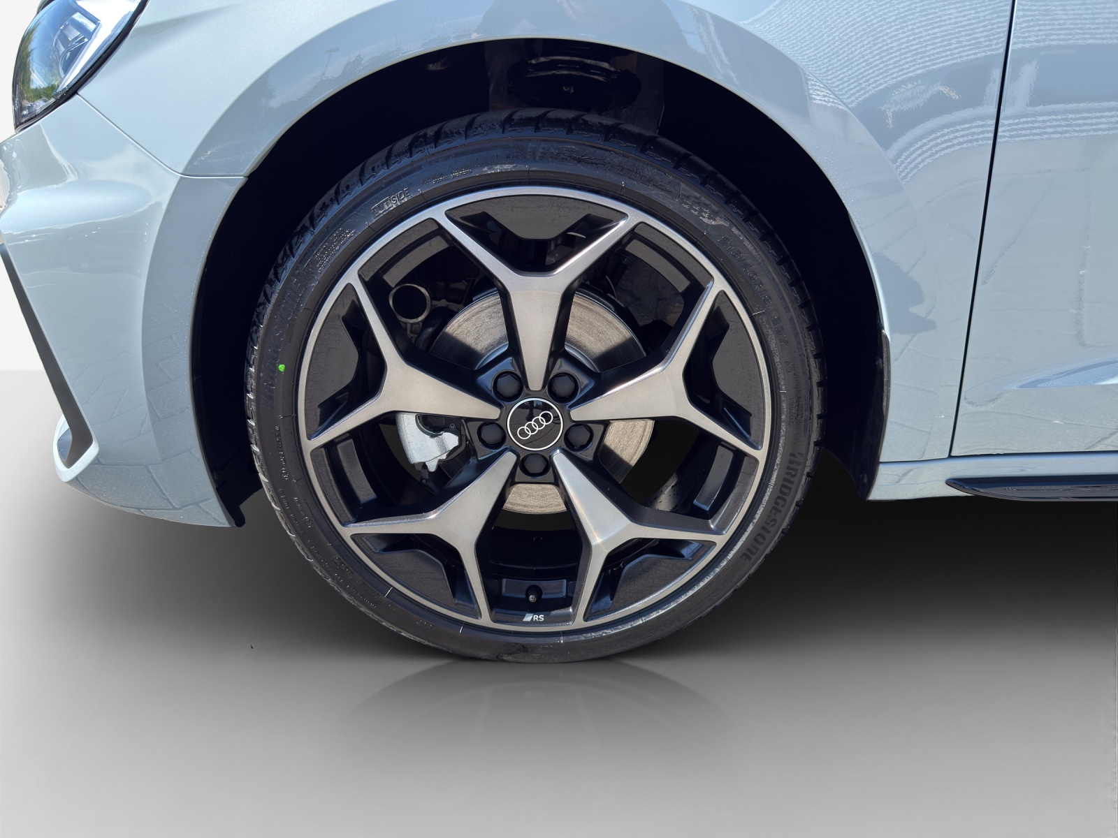 AUDI A1 Sportback 35 TFSI S Line S-tronic-image-13