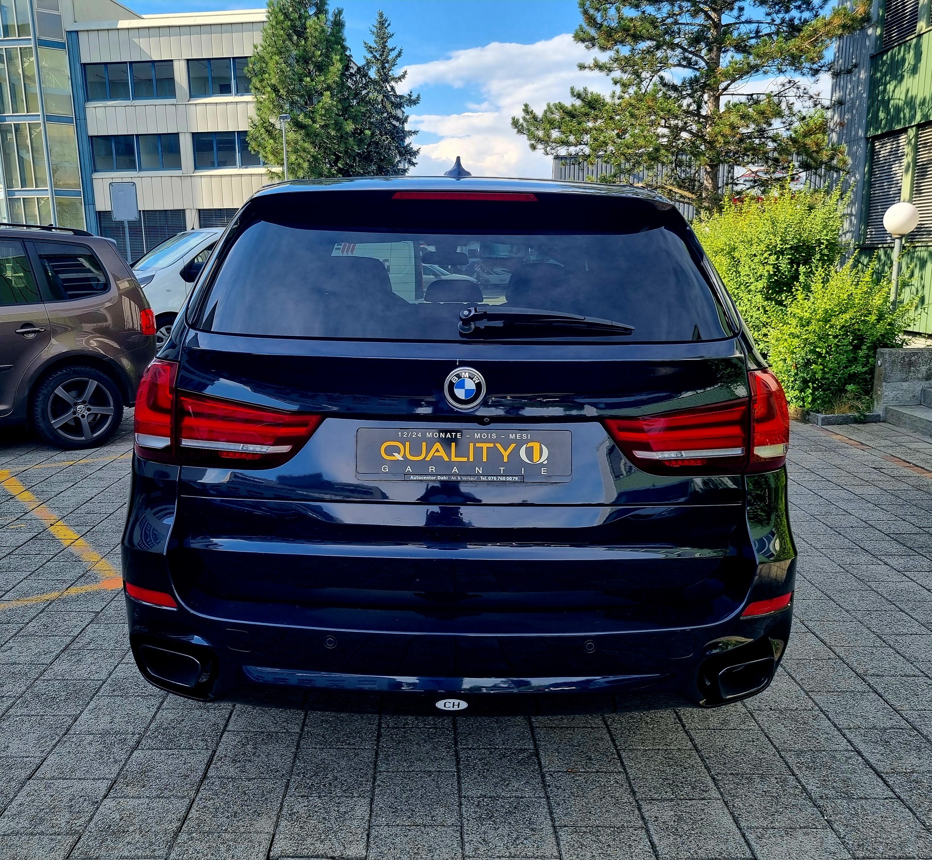BMW X5 xDrive M50d Steptronic-image-12