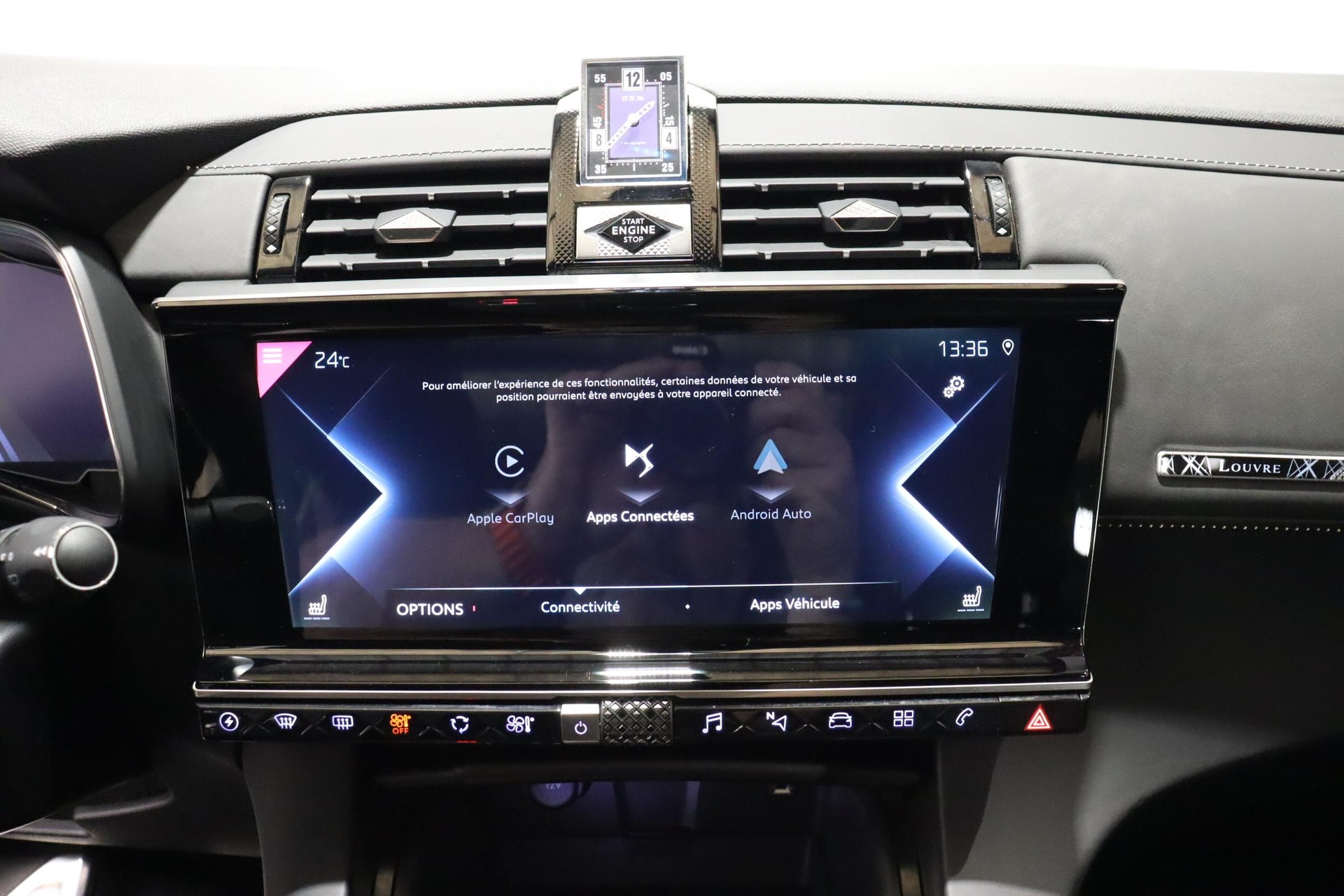DS AUTOMOBILES 7 Crossback 1.6 E-Tense Louvre 4x4-image-13
