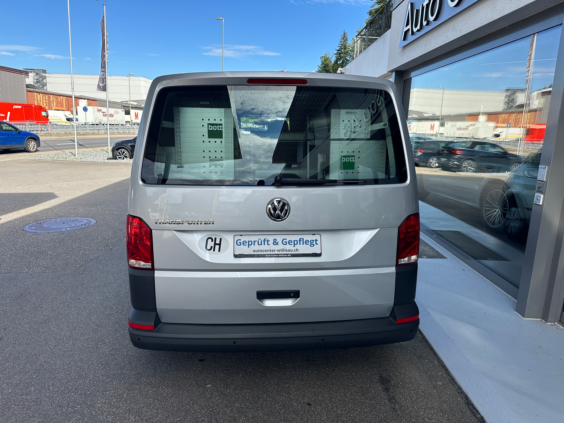 VW T6.1 2.0 TDI 3000 Kasten Inkl Einrichtung-image-11