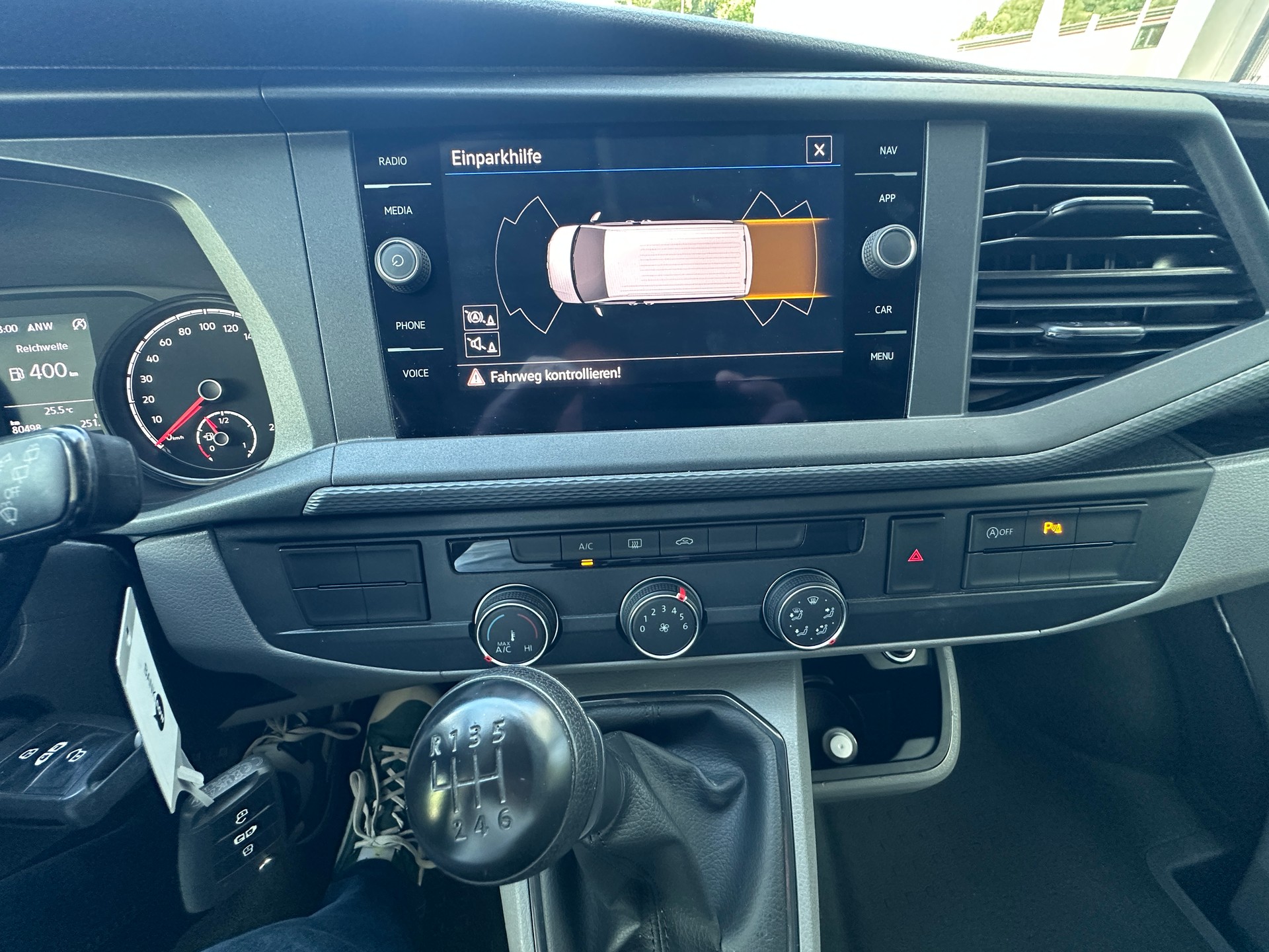 VW T6.1 2.0 TDI 3000 Kasten Inkl Einrichtung-image-17
