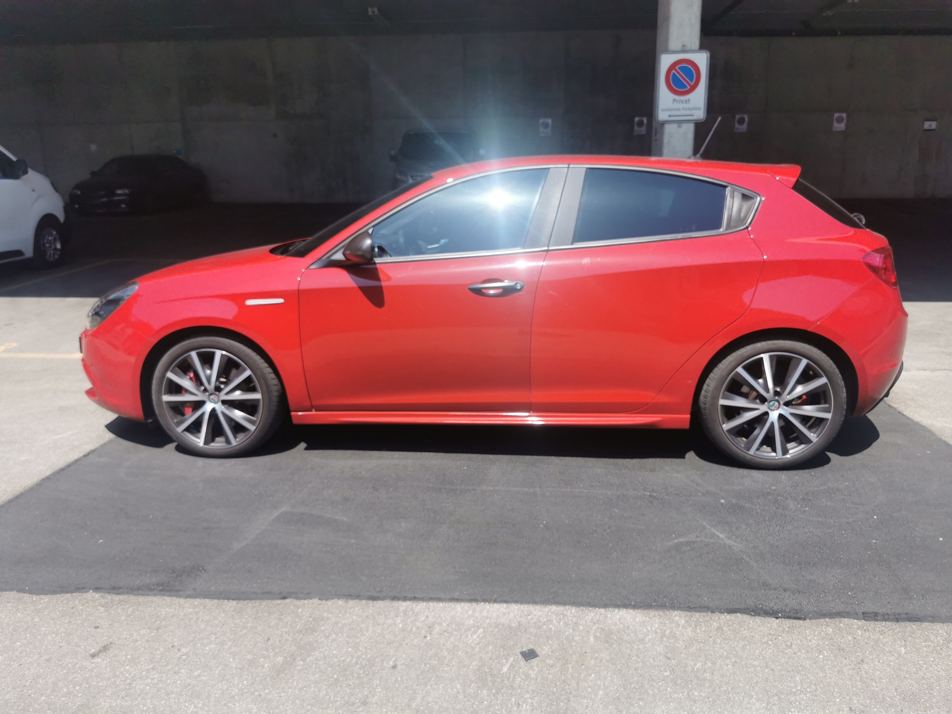 ALFA ROMEO 1750 TBi Veloce TCT-image-2