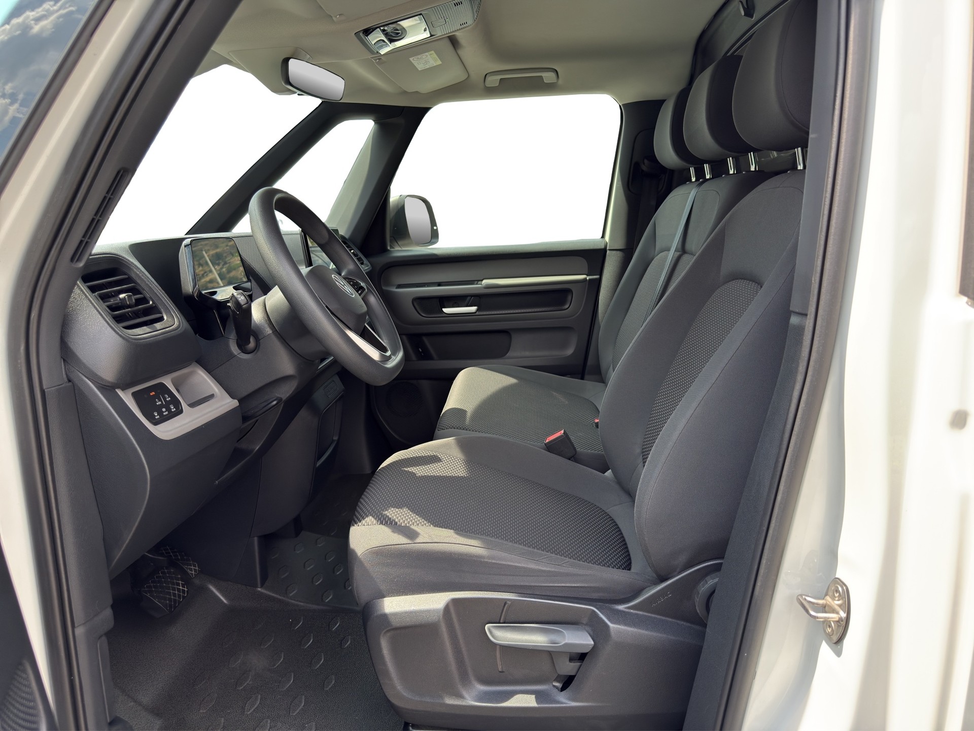 VW ID. Buzz Cargo-image-13