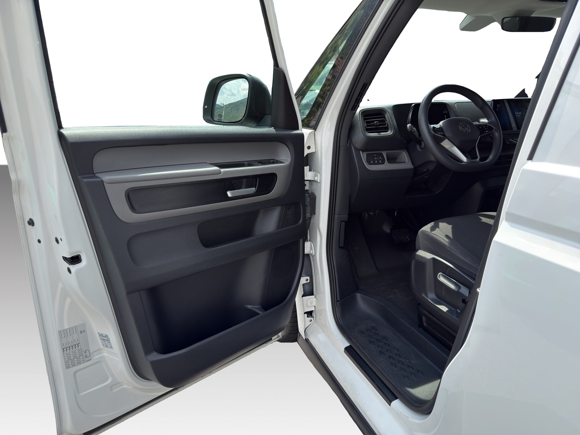 VW ID. Buzz Cargo-image-17