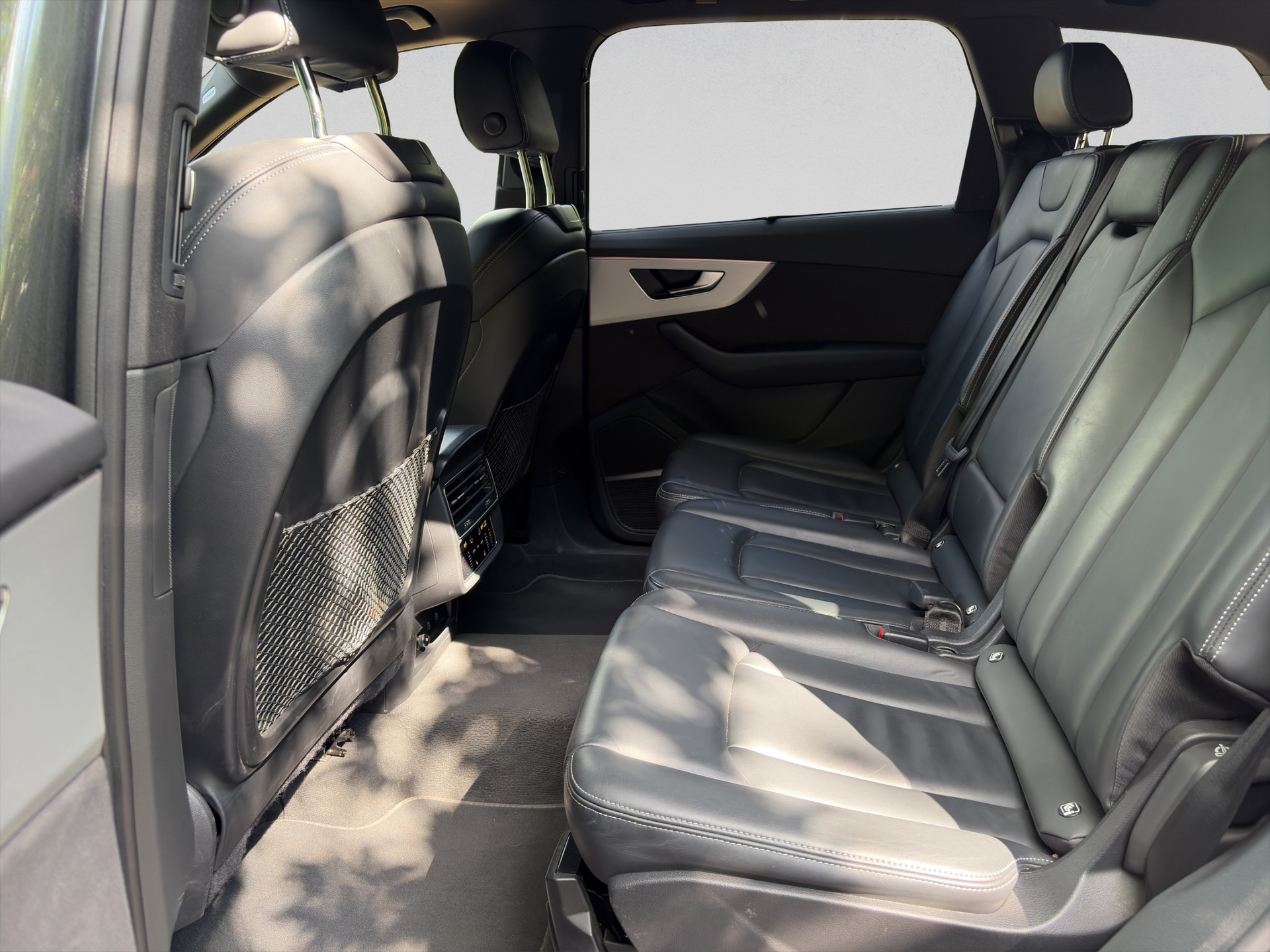 AUDI Q7 50 TDI quattro S Line tiptronic-image-13