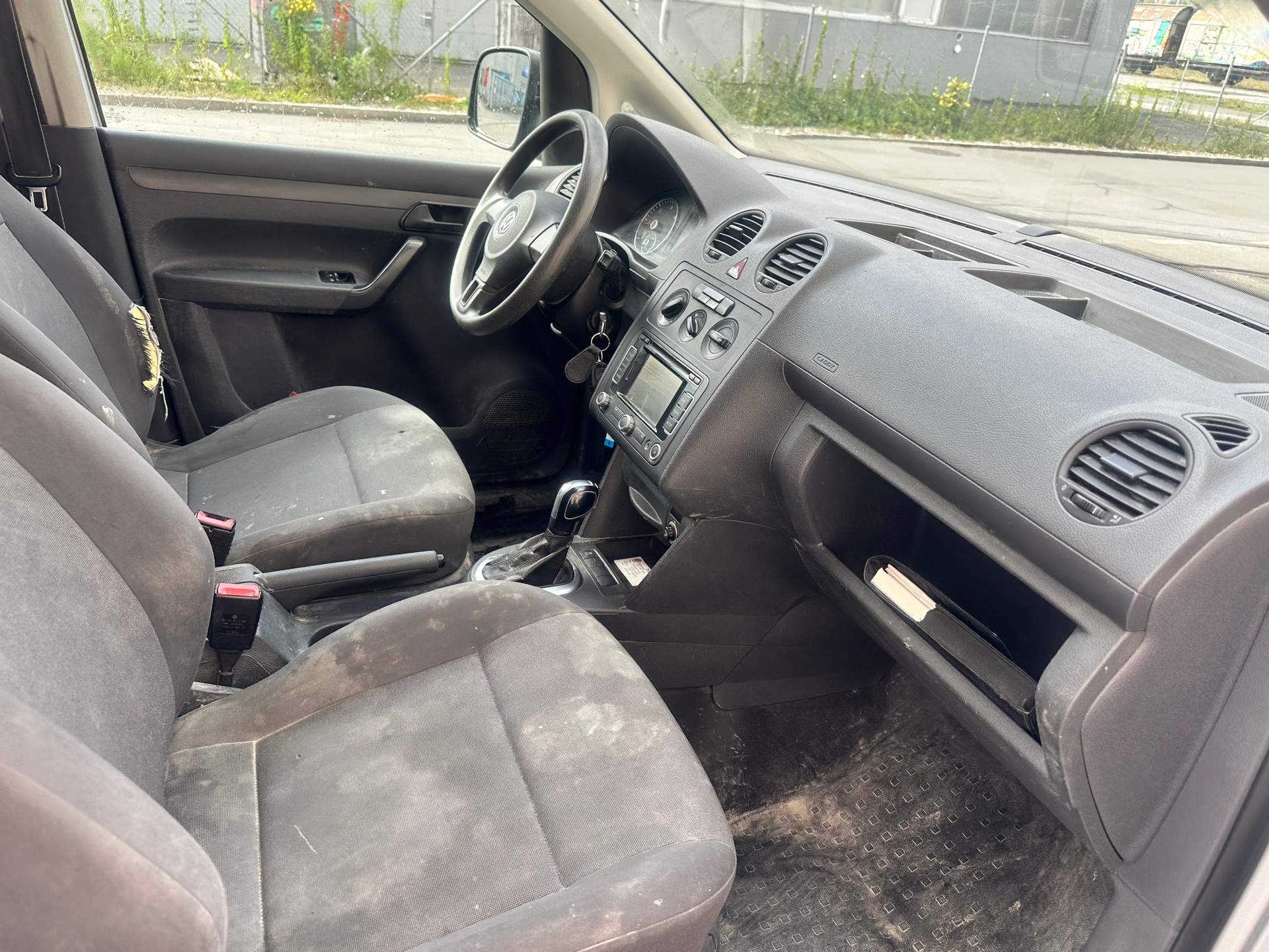 VW Caddy Maxi 1.6 TDI DSG-image-14
