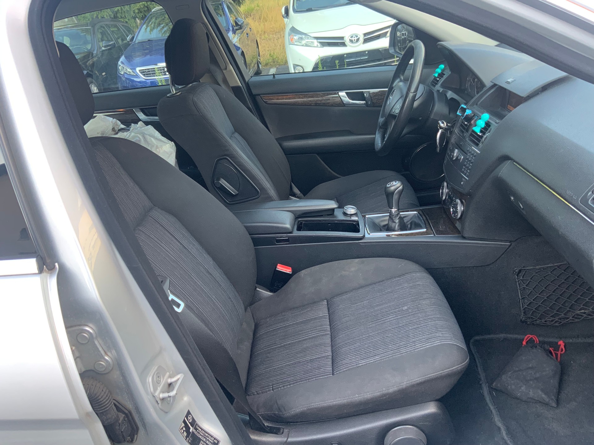 MERCEDES-BENZ C 220 CDI Avantgarde-image-10