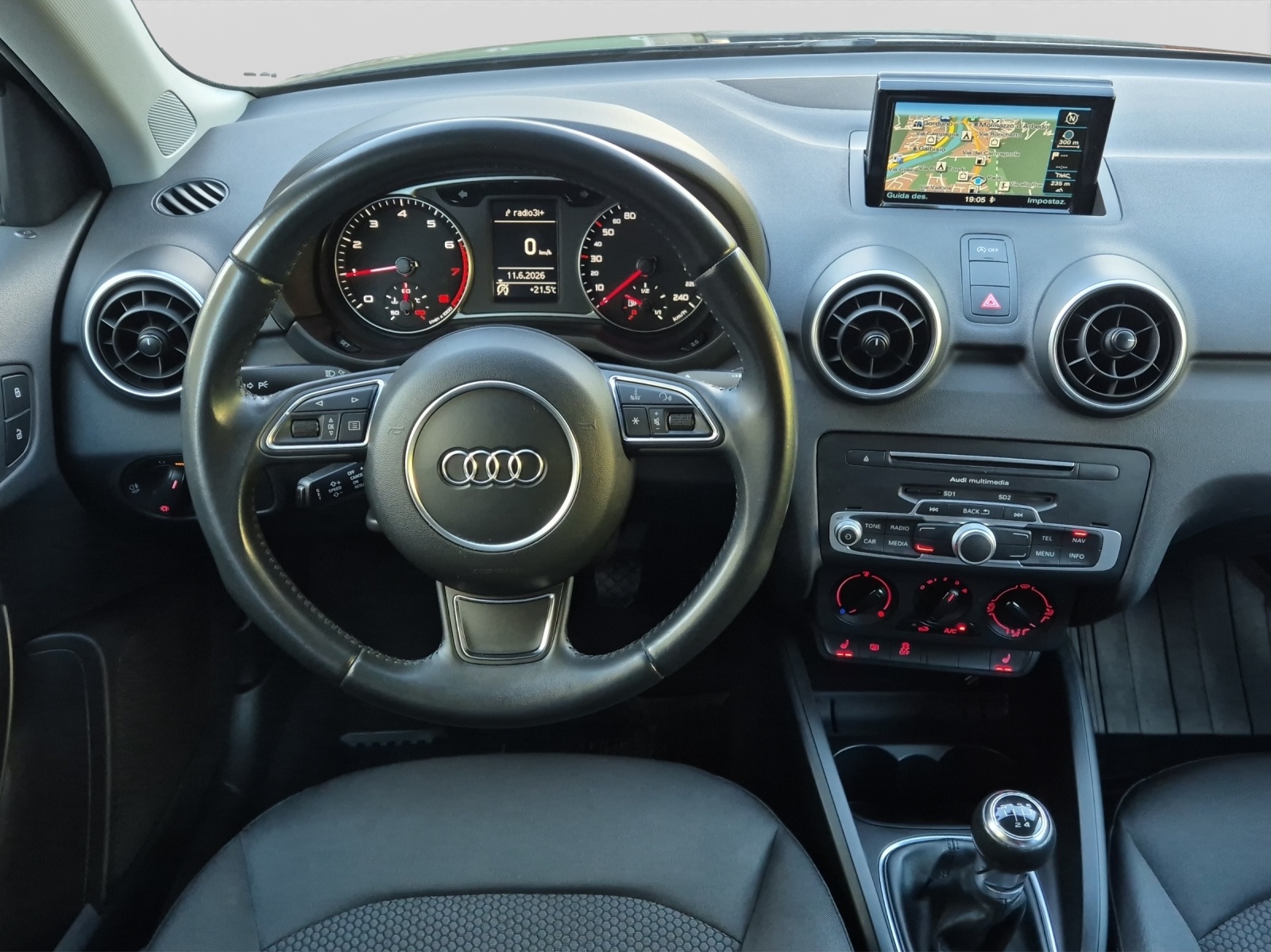 AUDI A1 Sportback 1.0 TFSI-image-9