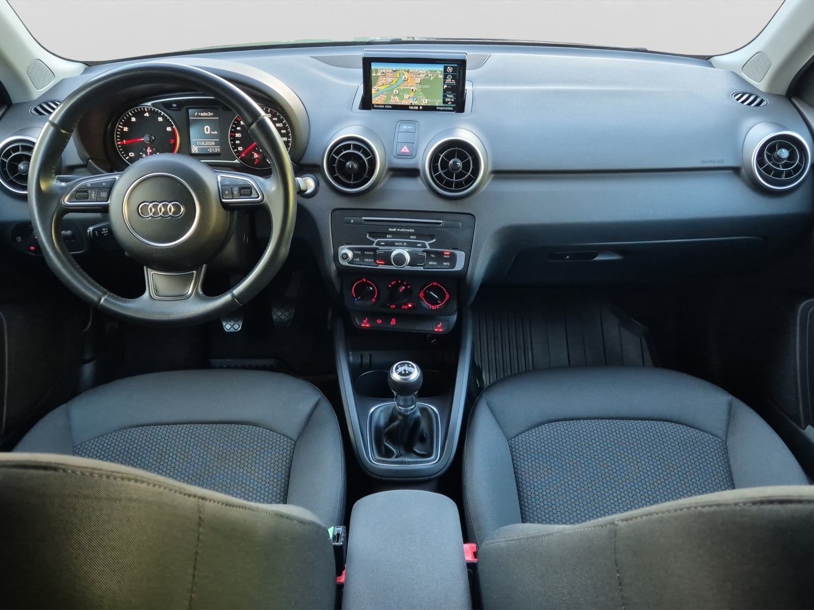 AUDI A1 Sportback 1.0 TFSI-image-11