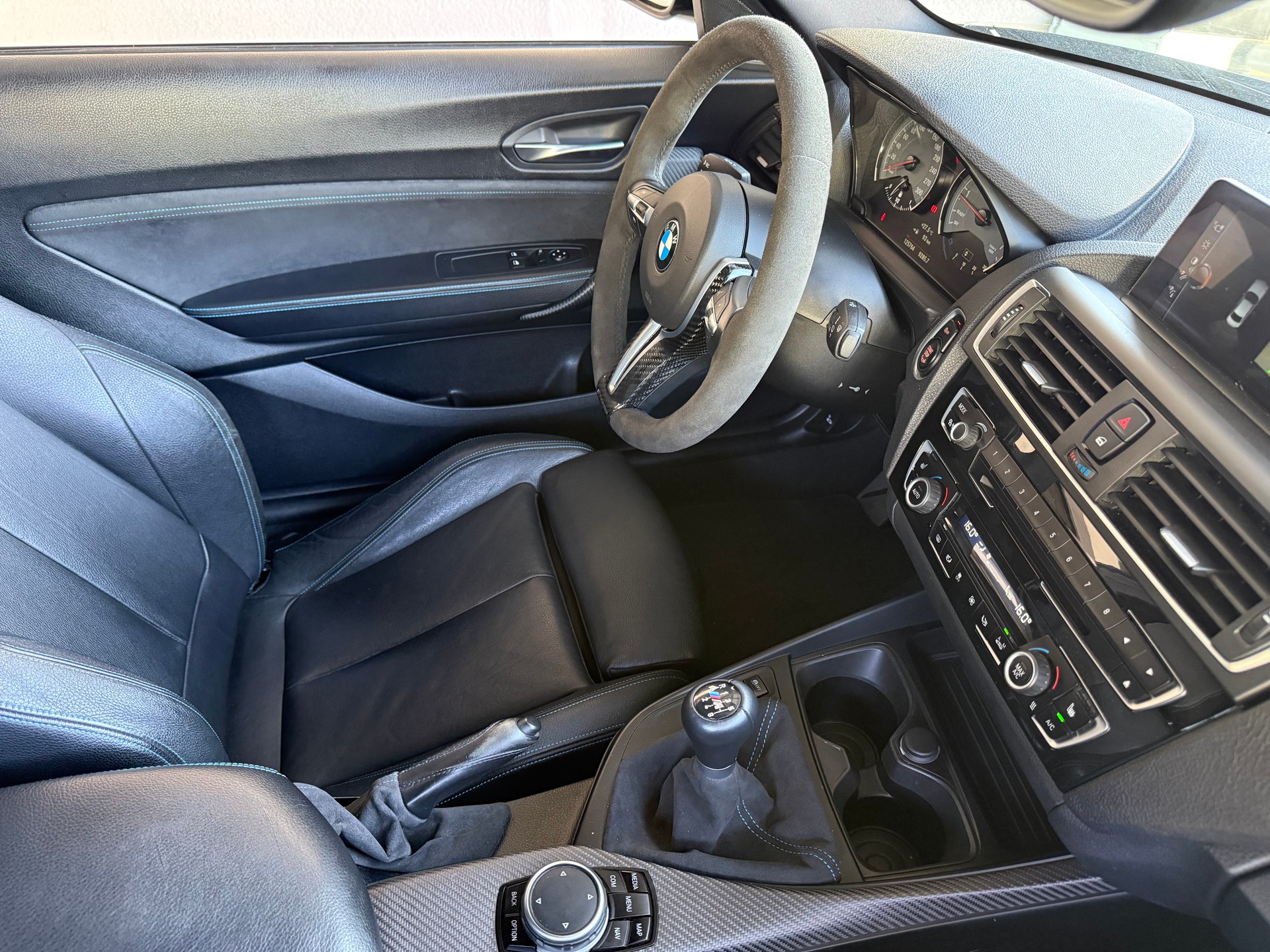 BMW M2-image-4