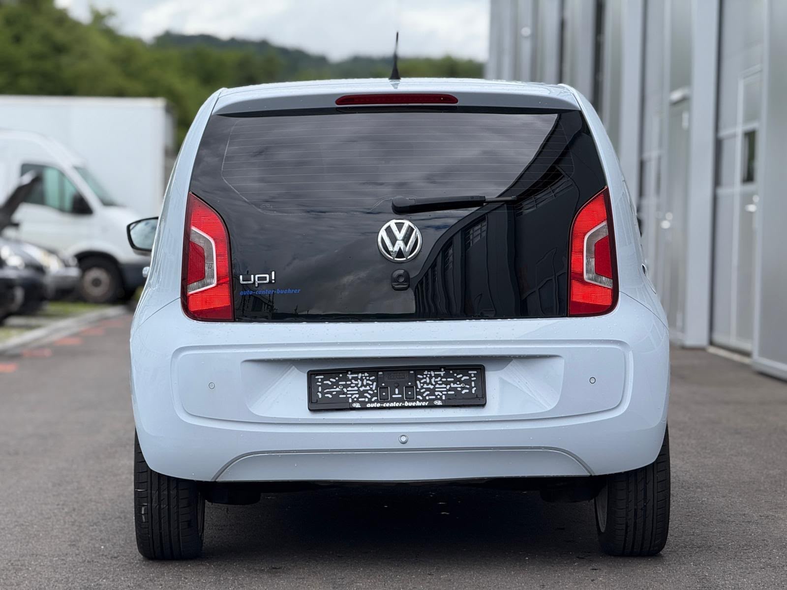VW Up 1.0 high up-image-4