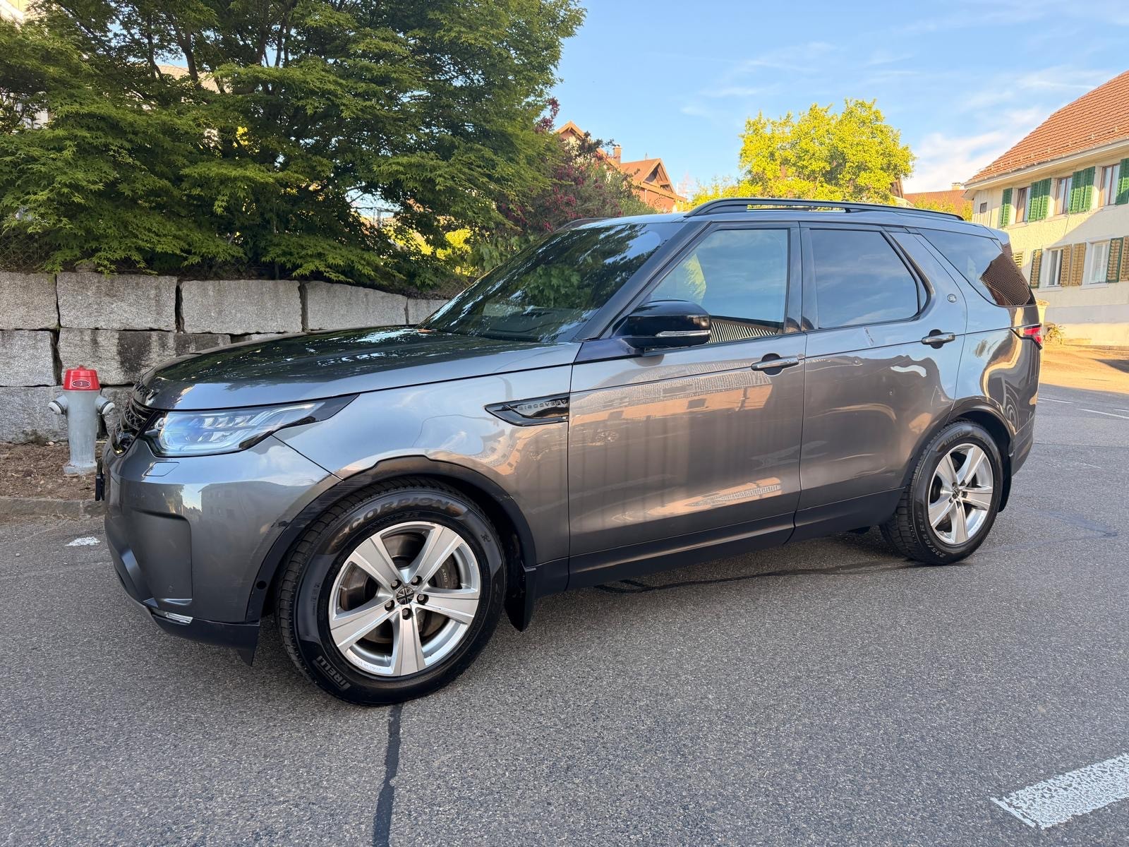LAND ROVER Discovery 3.0 SDV6 HSE Automatic-image-0