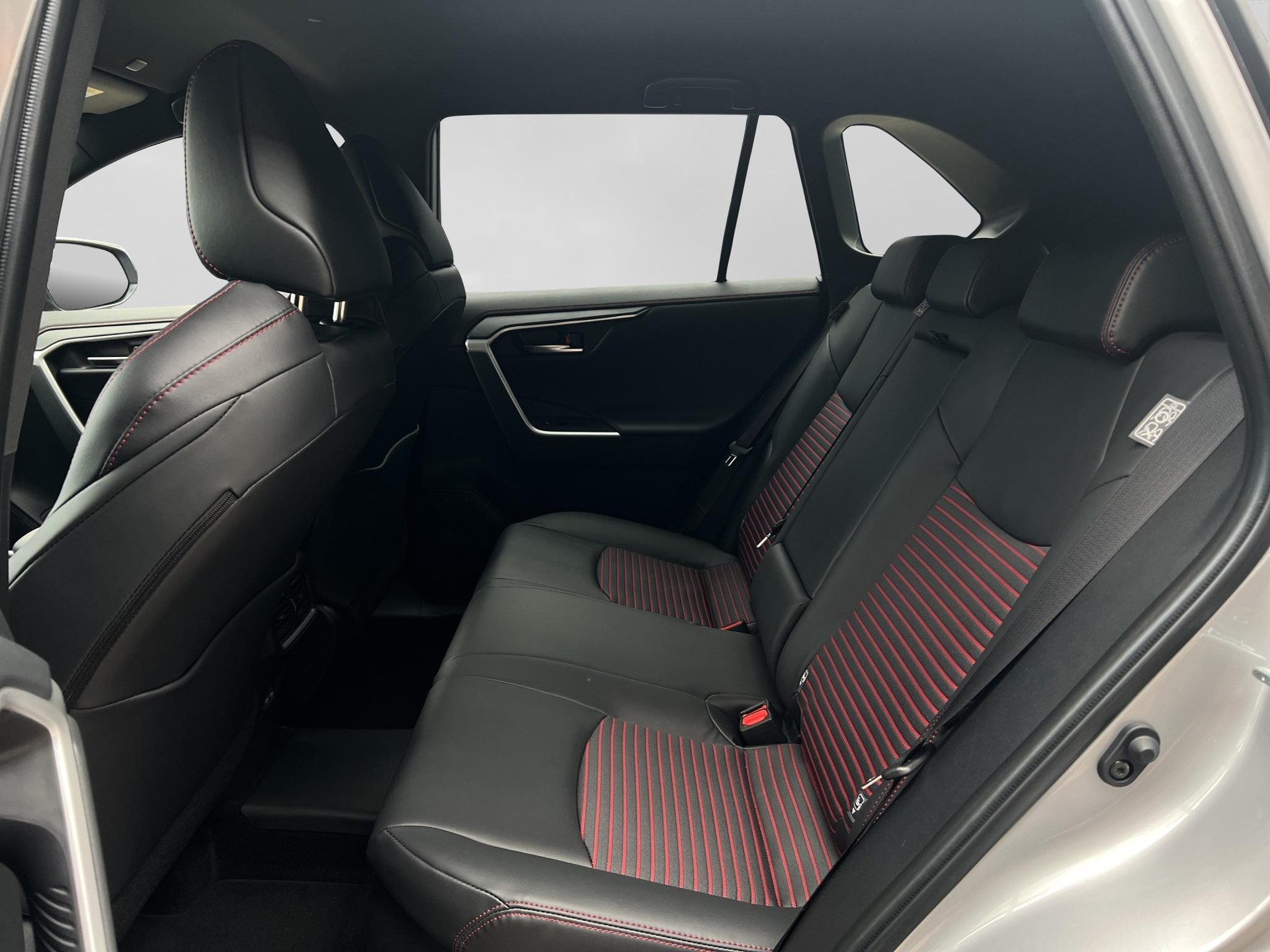 SUZUKI Across 2.5 PHEV Compact Top 4x4-image-6