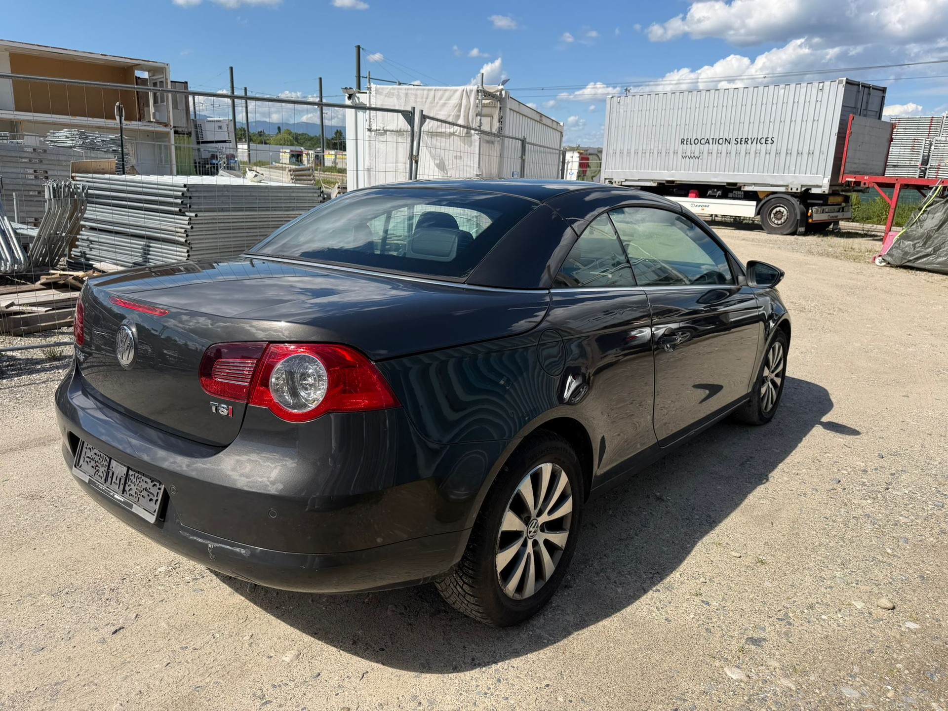 VW Eos 1.4 TSI BlueMotion Technology White Night-image-5