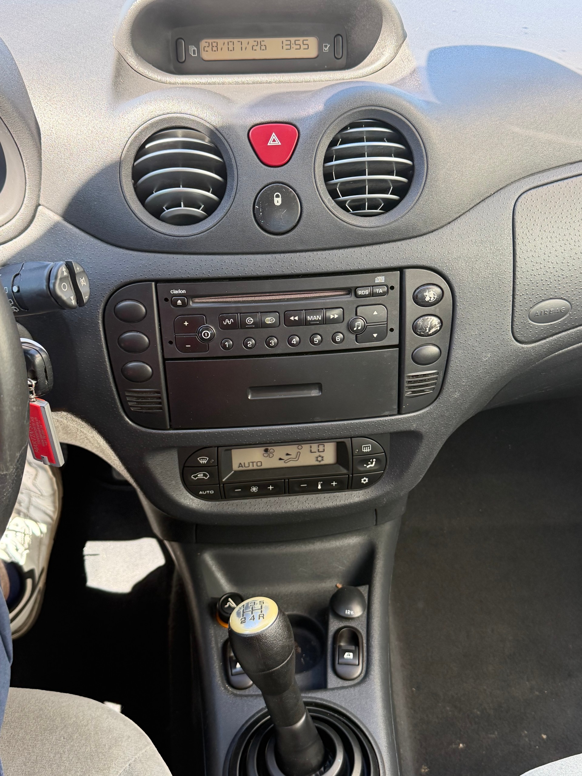 CITROEN C3 1.4 16V HDi-image-5