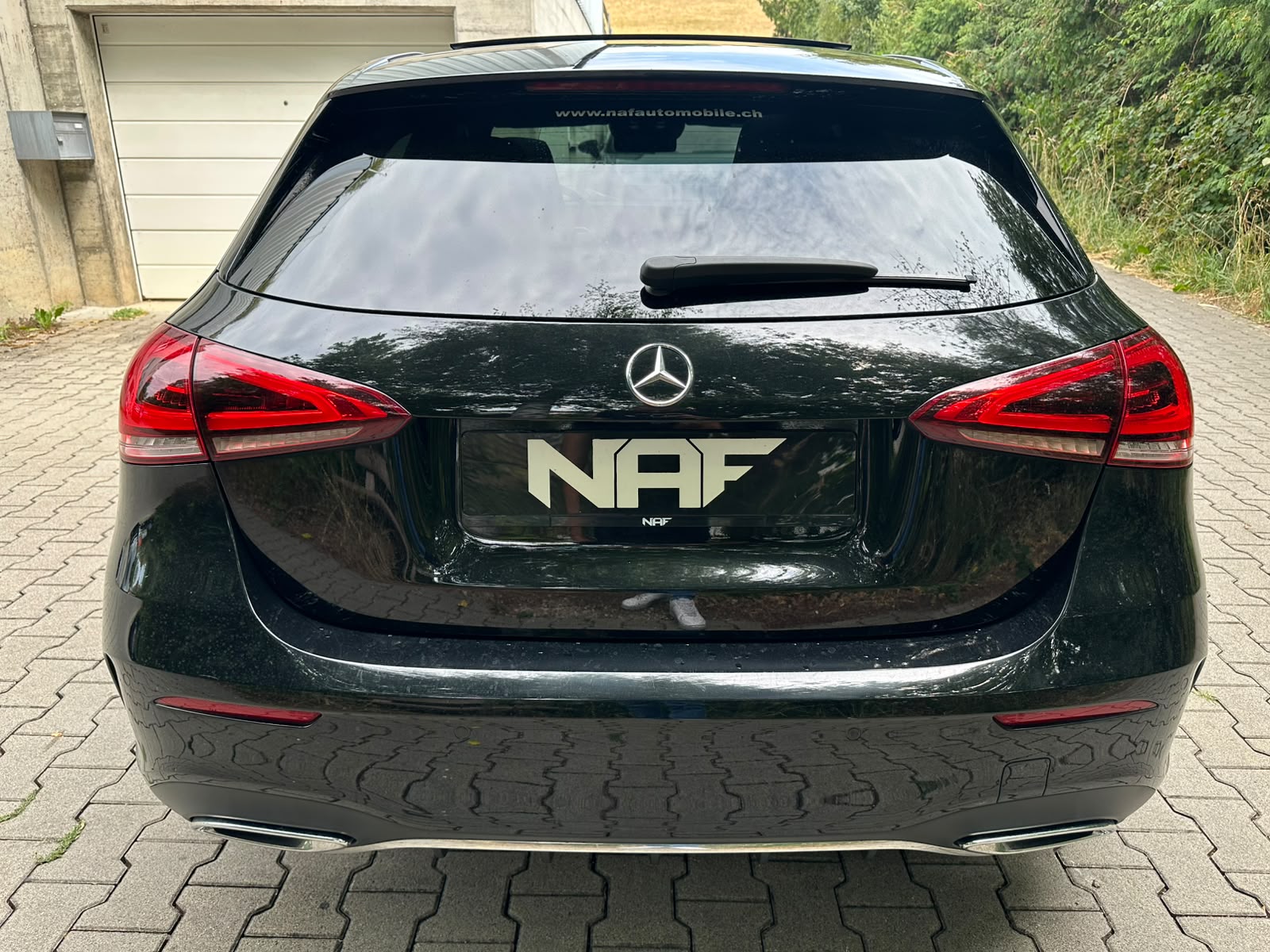 MERCEDES-BENZ A 250 4Matic AMG Line 4Matic 7G-DCT-image-3