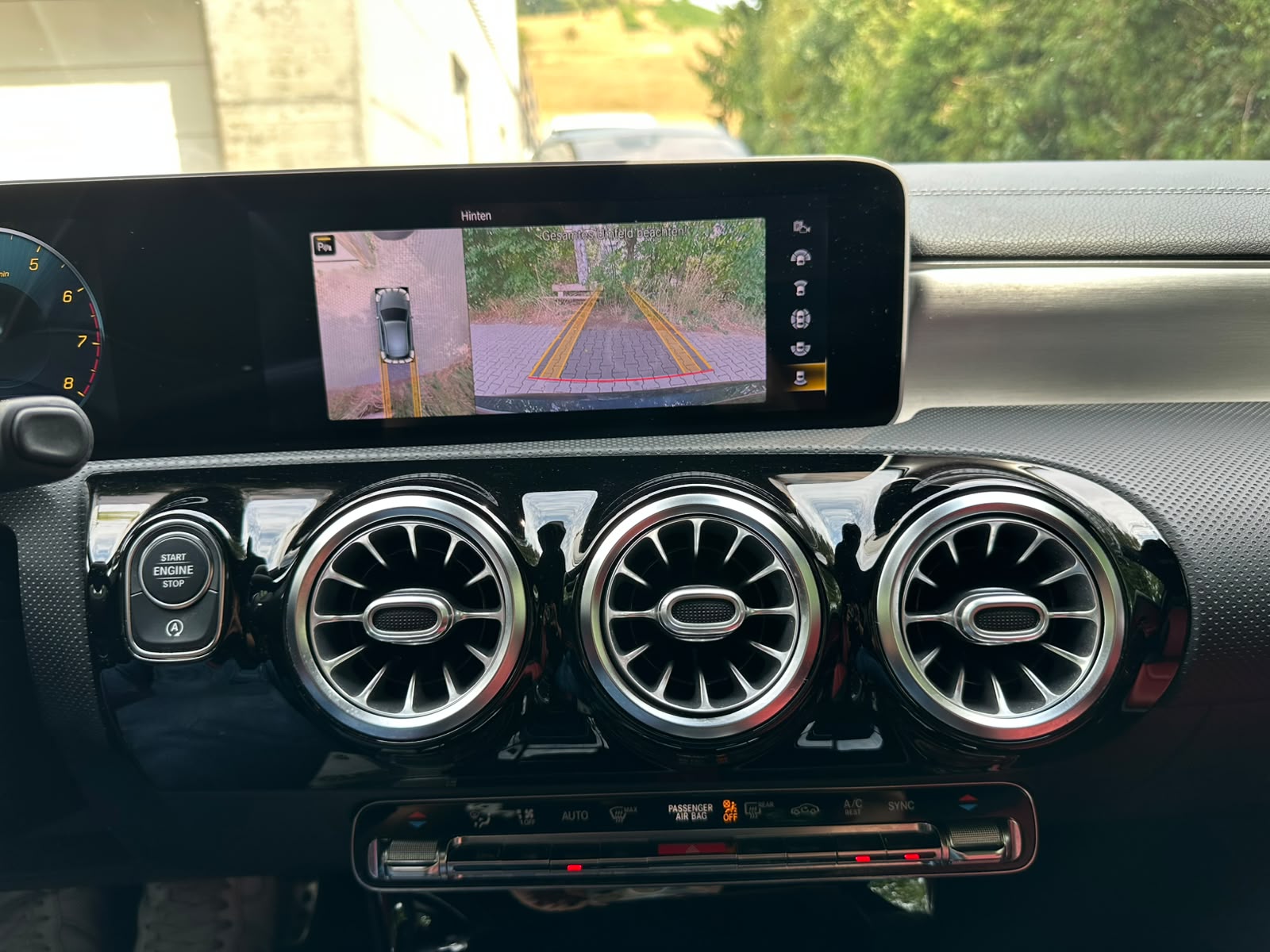MERCEDES-BENZ A 250 4Matic AMG Line 4Matic 7G-DCT-image-21