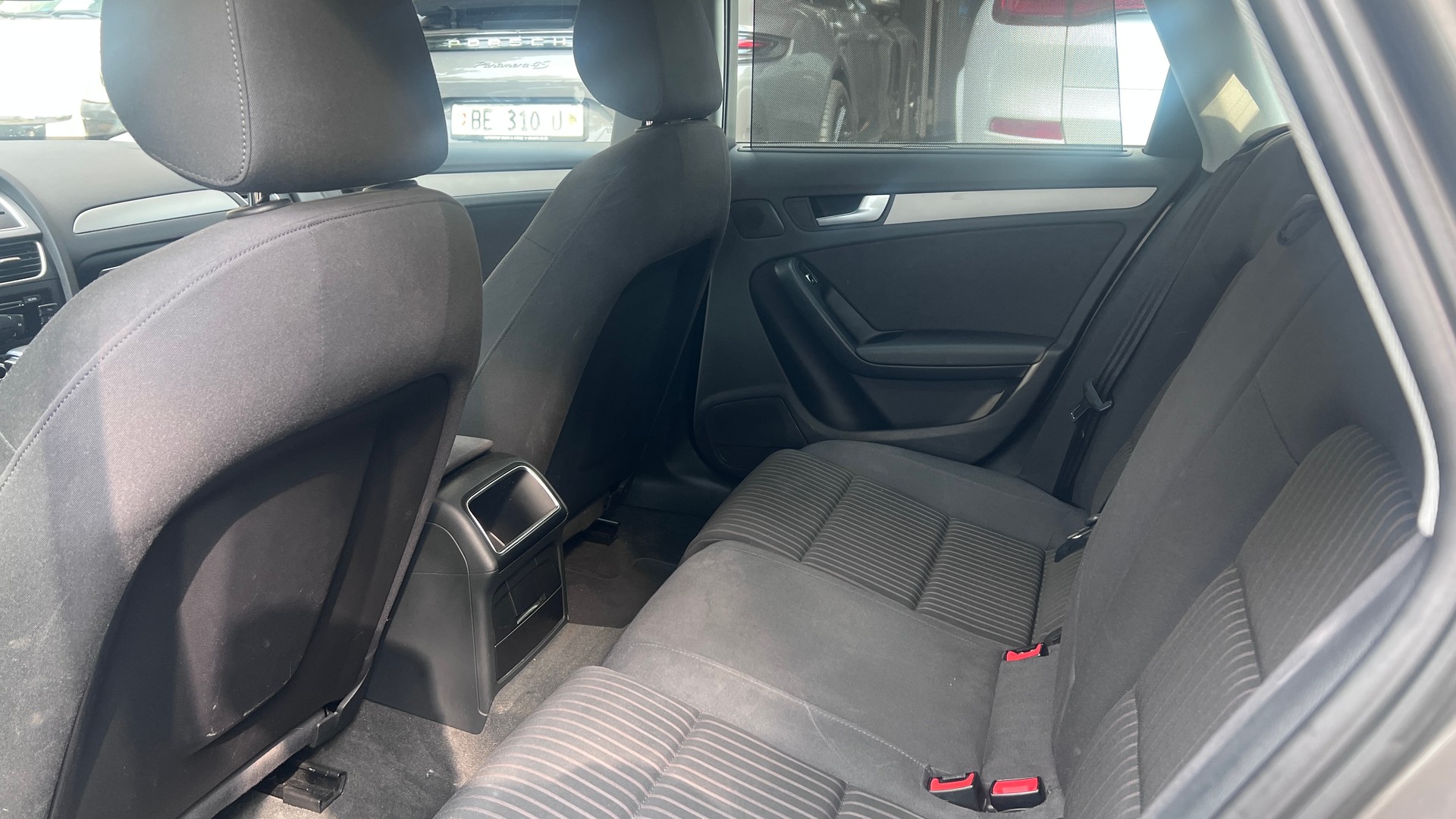 AUDI A4-image-12