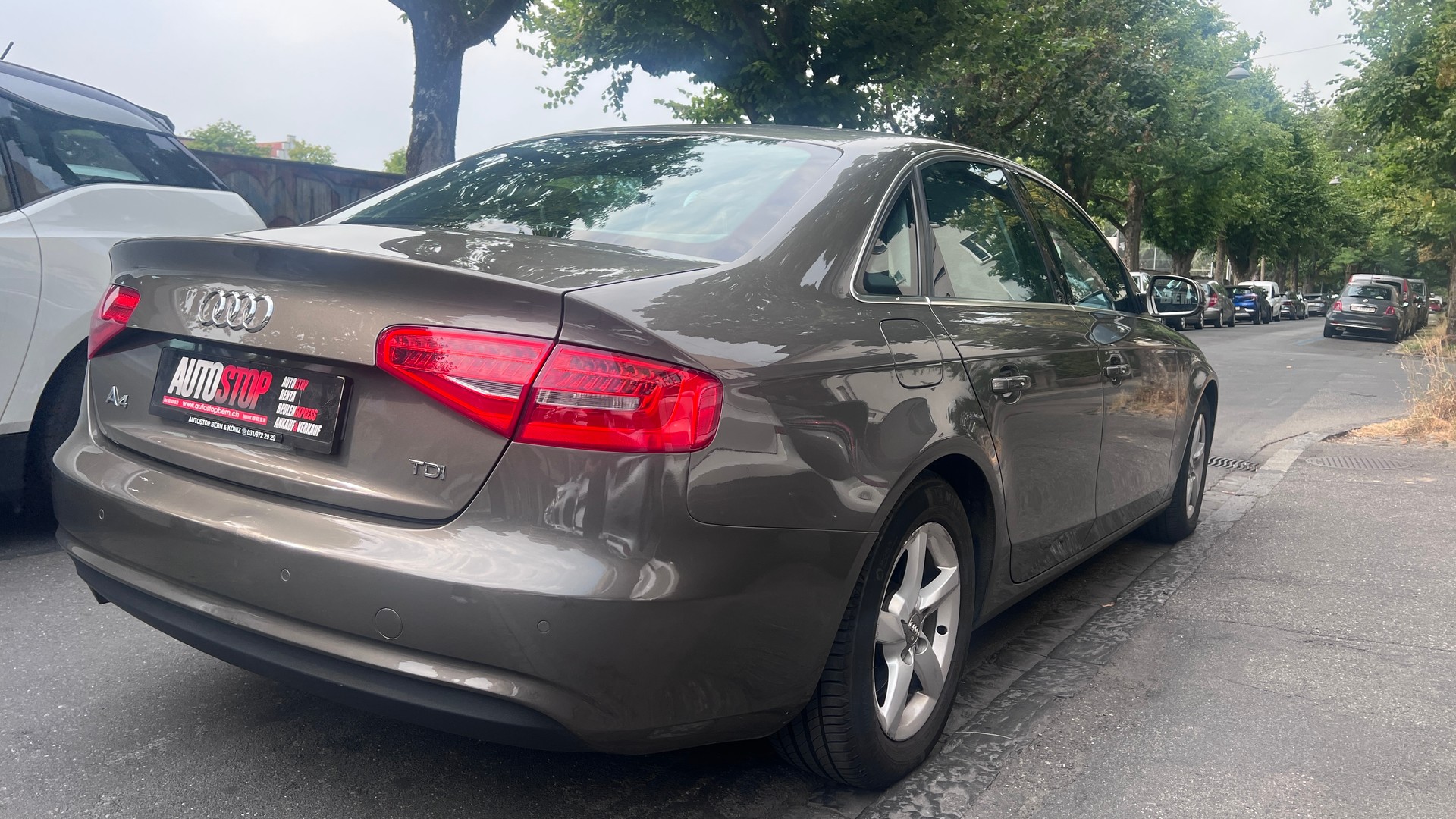 AUDI A4-image-5