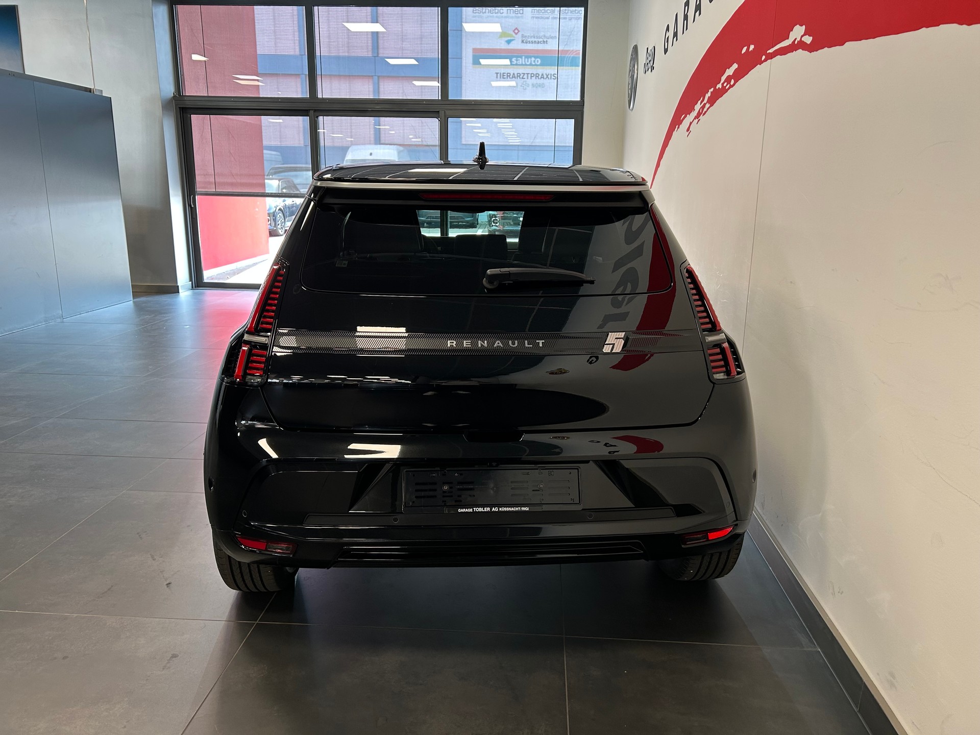 RENAULT R5 E-Tech Comfort Range 52 kWh Roland Garros-image-22