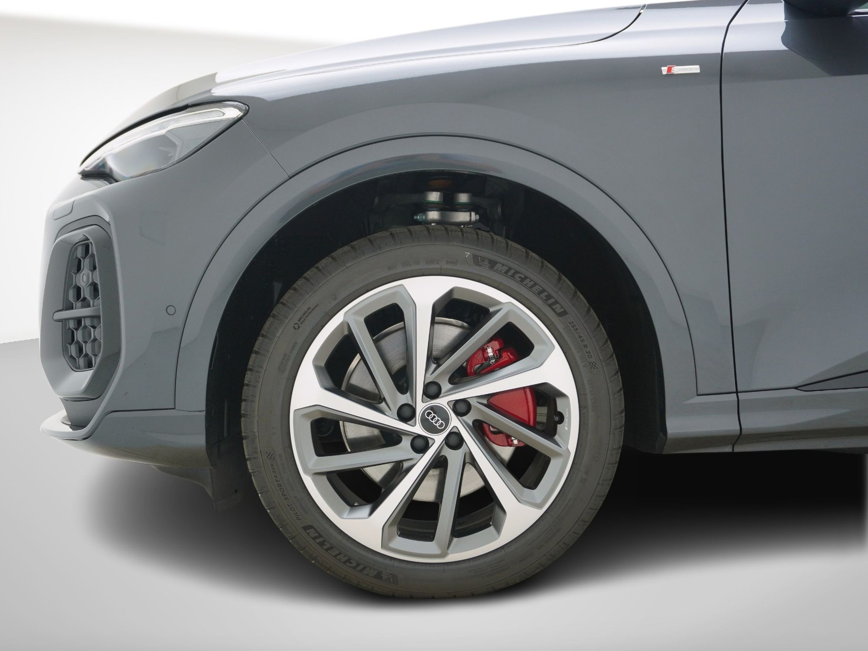 AUDI Q5 SUV 3.0 TDI quattro S-Tronic-image-9