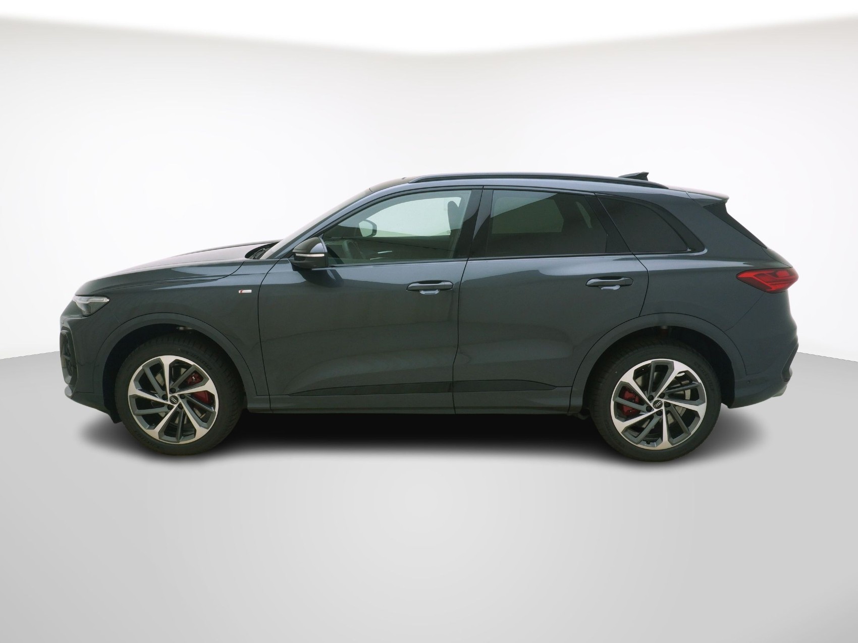 AUDI Q5 SUV 2.0 TDI S line quattro S-Tronic-showroom-element-1