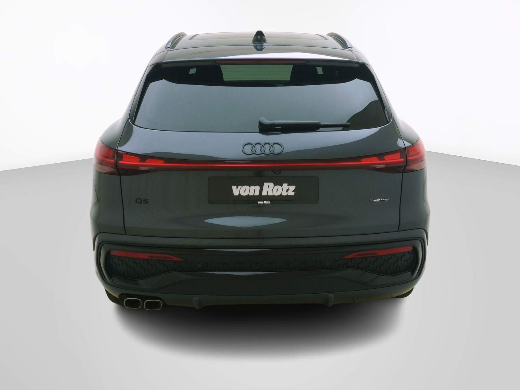 AUDI Q5 SUV 2.0 TDI S line quattro S-Tronic-showroom-element-2