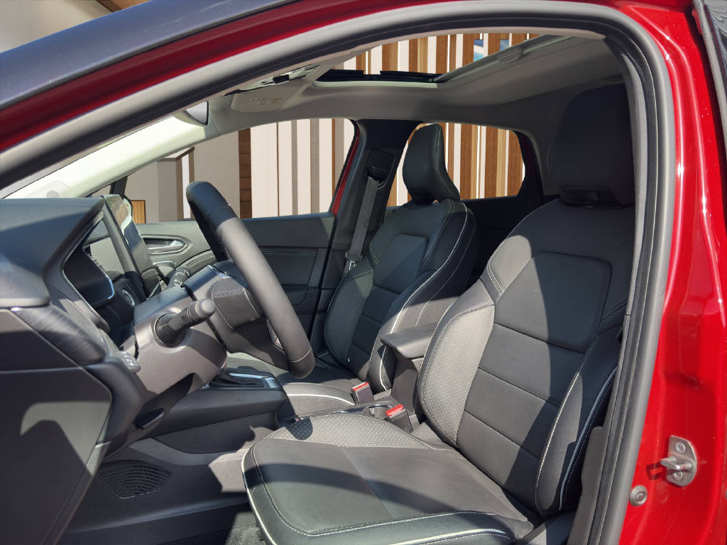 MITSUBISHI ASX 1.6 PHEV Instyle-image-8