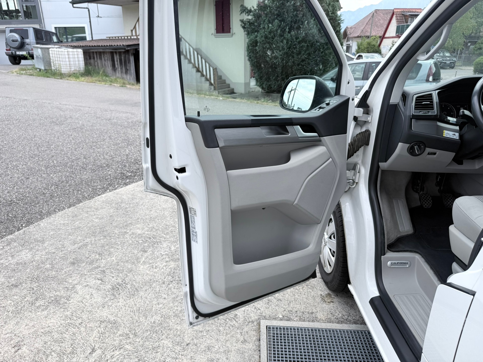 VW T6 California 2.0 TDI Coast Liberty-image-10