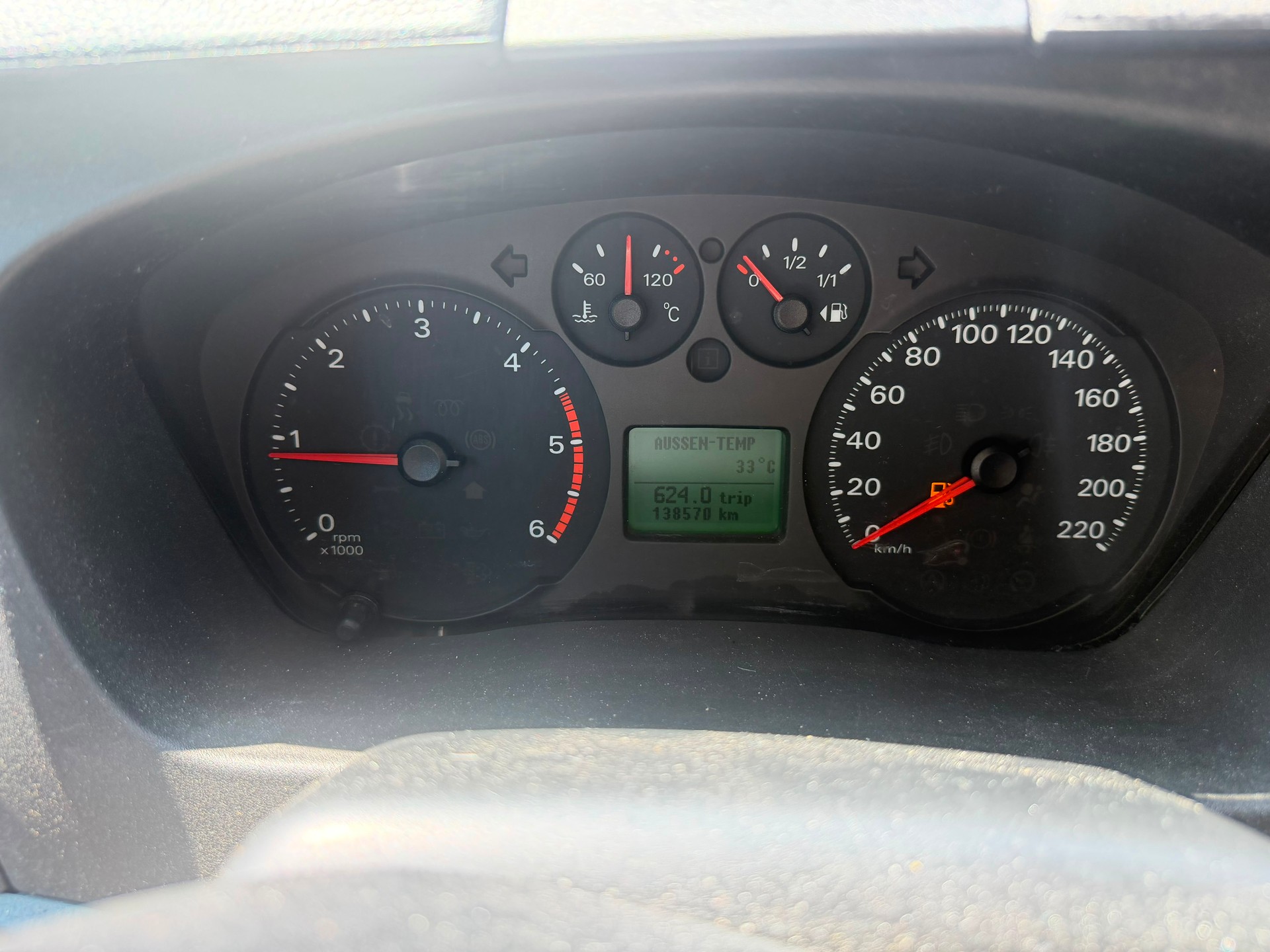 FORD Transit Van 280S Level 3-image-9