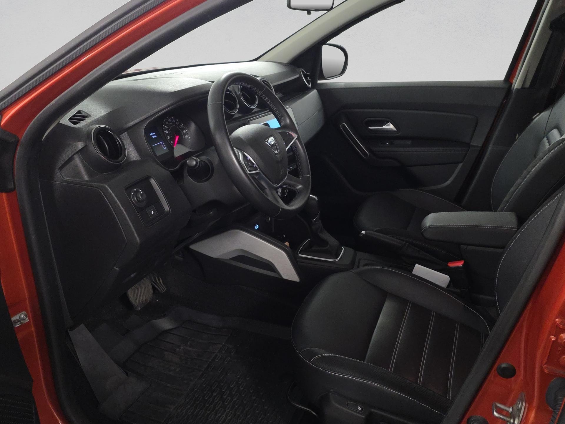 DACIA Duster TCe 150 Prestige EDC 4x2-image-8