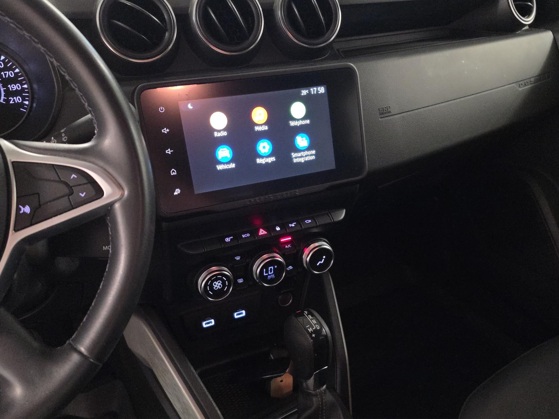 DACIA Duster TCe 150 Prestige EDC 4x2-image-11
