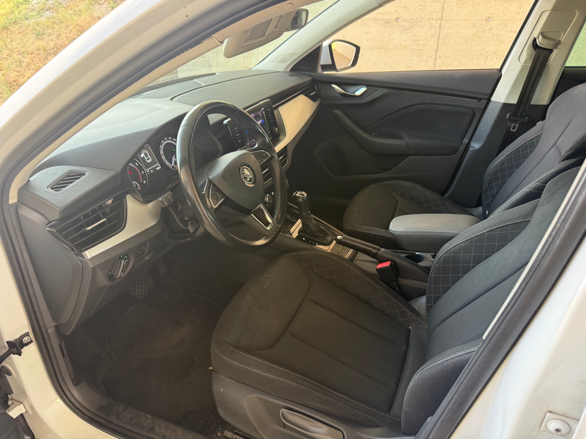 SKODA Scala 1.5 TSI ACT Ambition DSG-image-11
