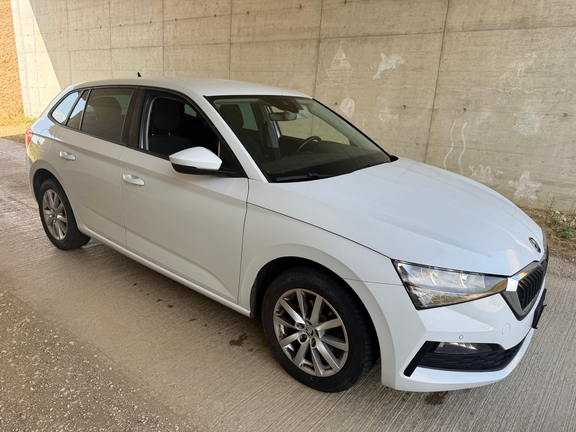 SKODA Scala 1.5 TSI ACT Ambition DSG-image-5