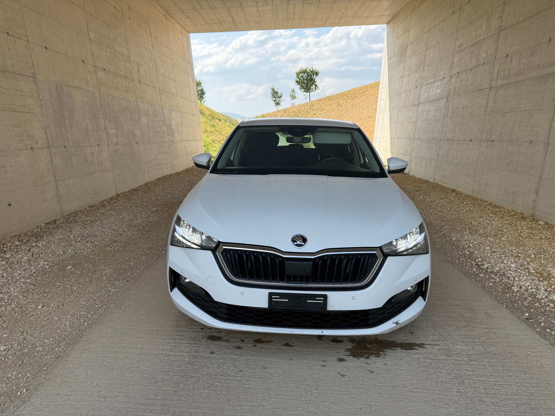 SKODA Scala 1.5 TSI ACT Ambition DSG-image-0