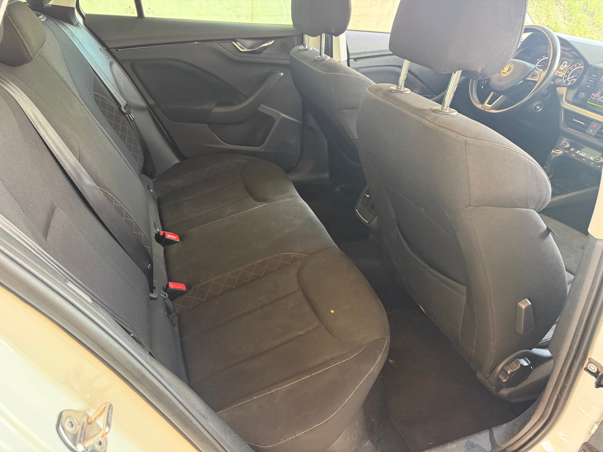 SKODA Scala 1.5 TSI ACT Ambition DSG-image-7