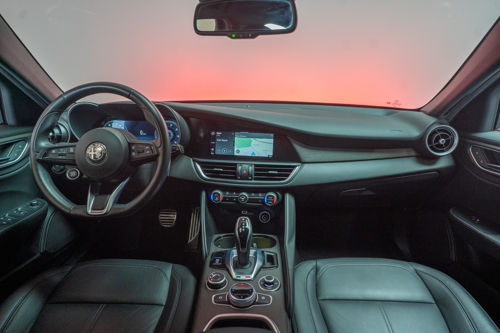 ALFA ROMEO Giulia 2.0 Q4 TI Edition / Rückfahrkamera / Memory Sitze / Navi-image-17