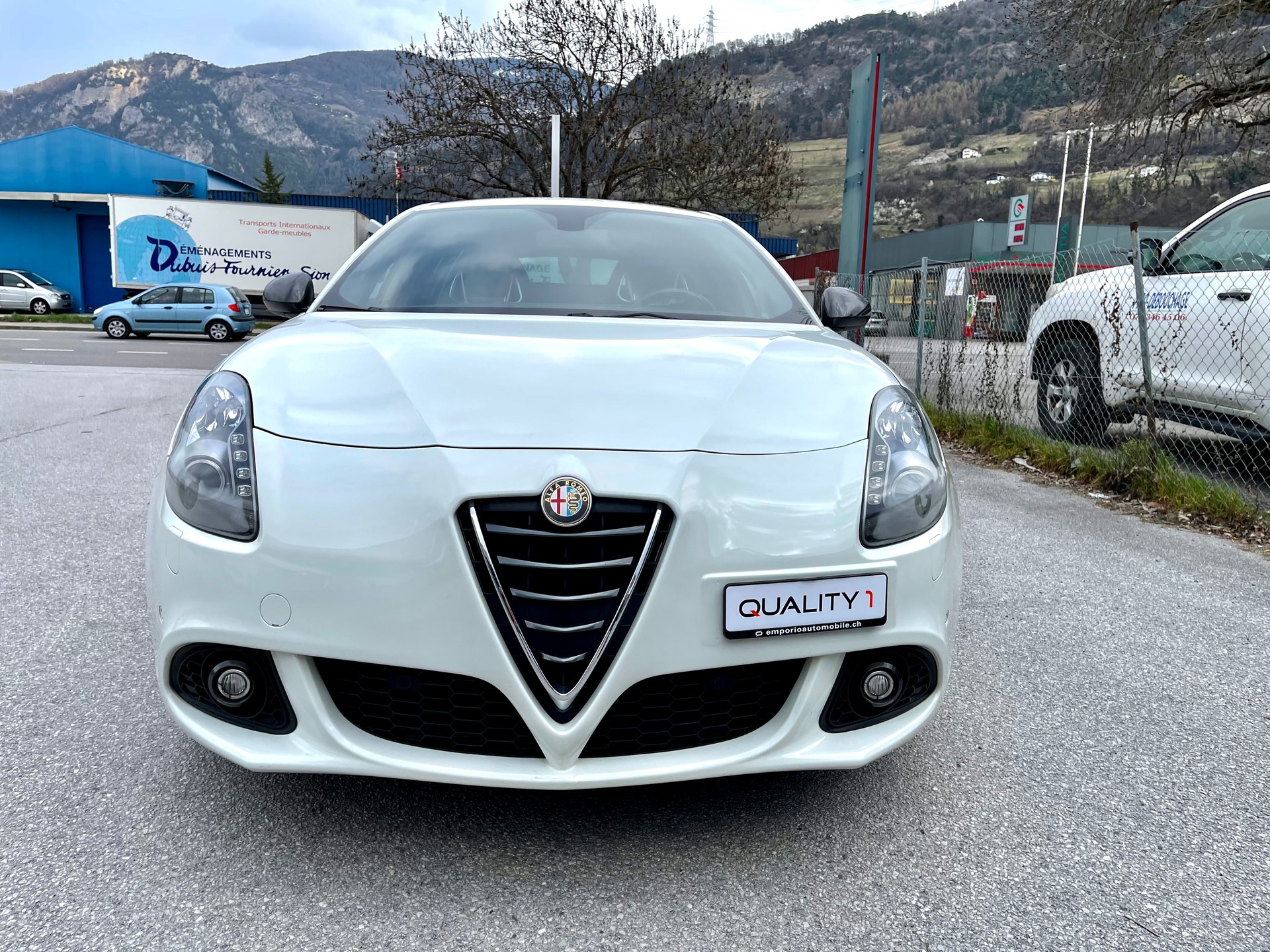 ALFA ROMEO Giulietta 1750 TBi Quadrifoglio Verde TCT-image-13
