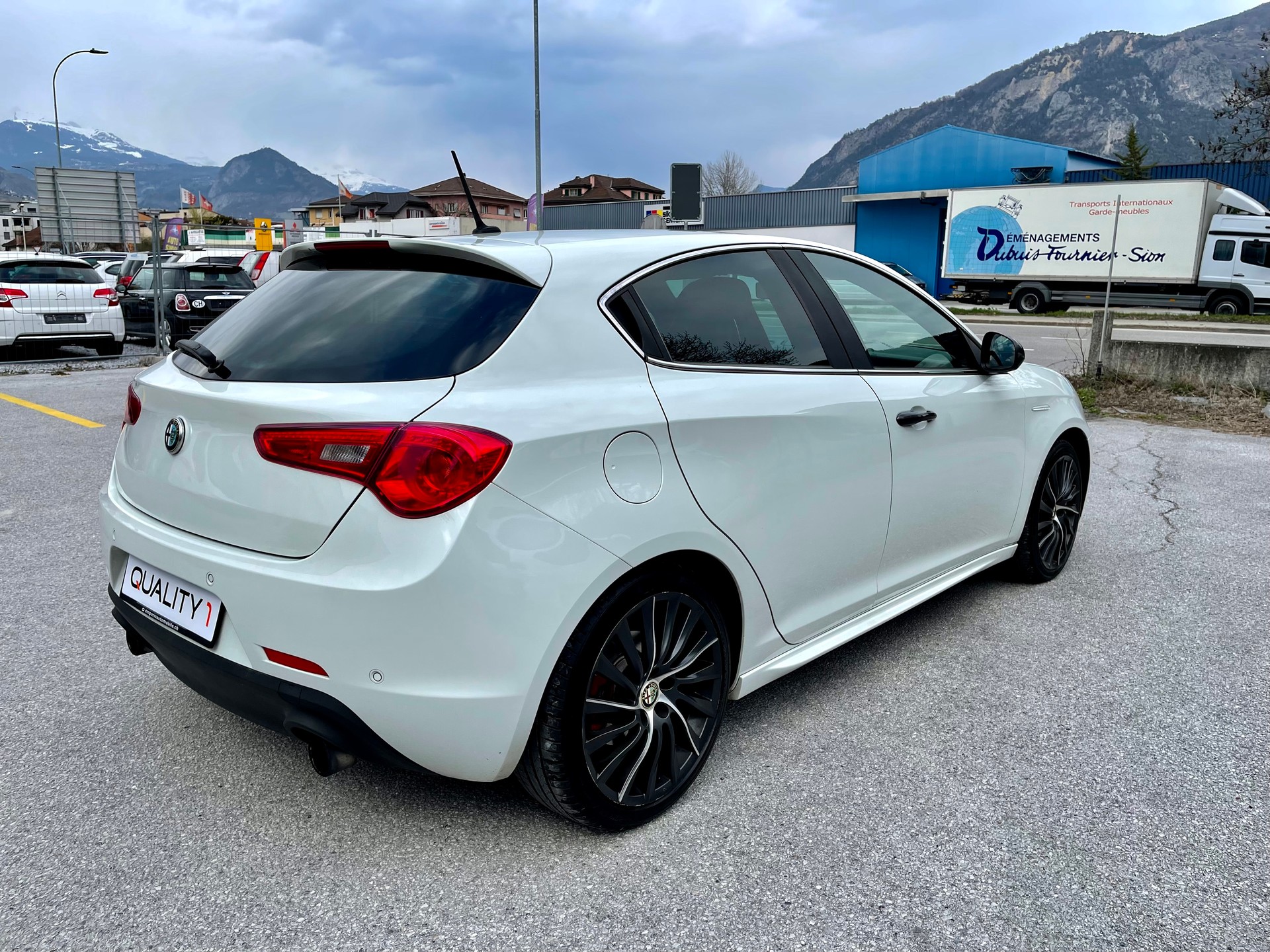 ALFA ROMEO Giulietta 1750 TBi Quadrifoglio Verde TCT-image-26