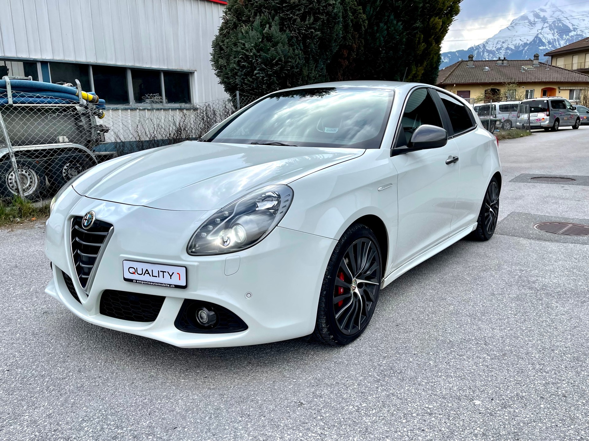 ALFA ROMEO Giulietta 1750 TBi Quadrifoglio Verde TCT-image-5