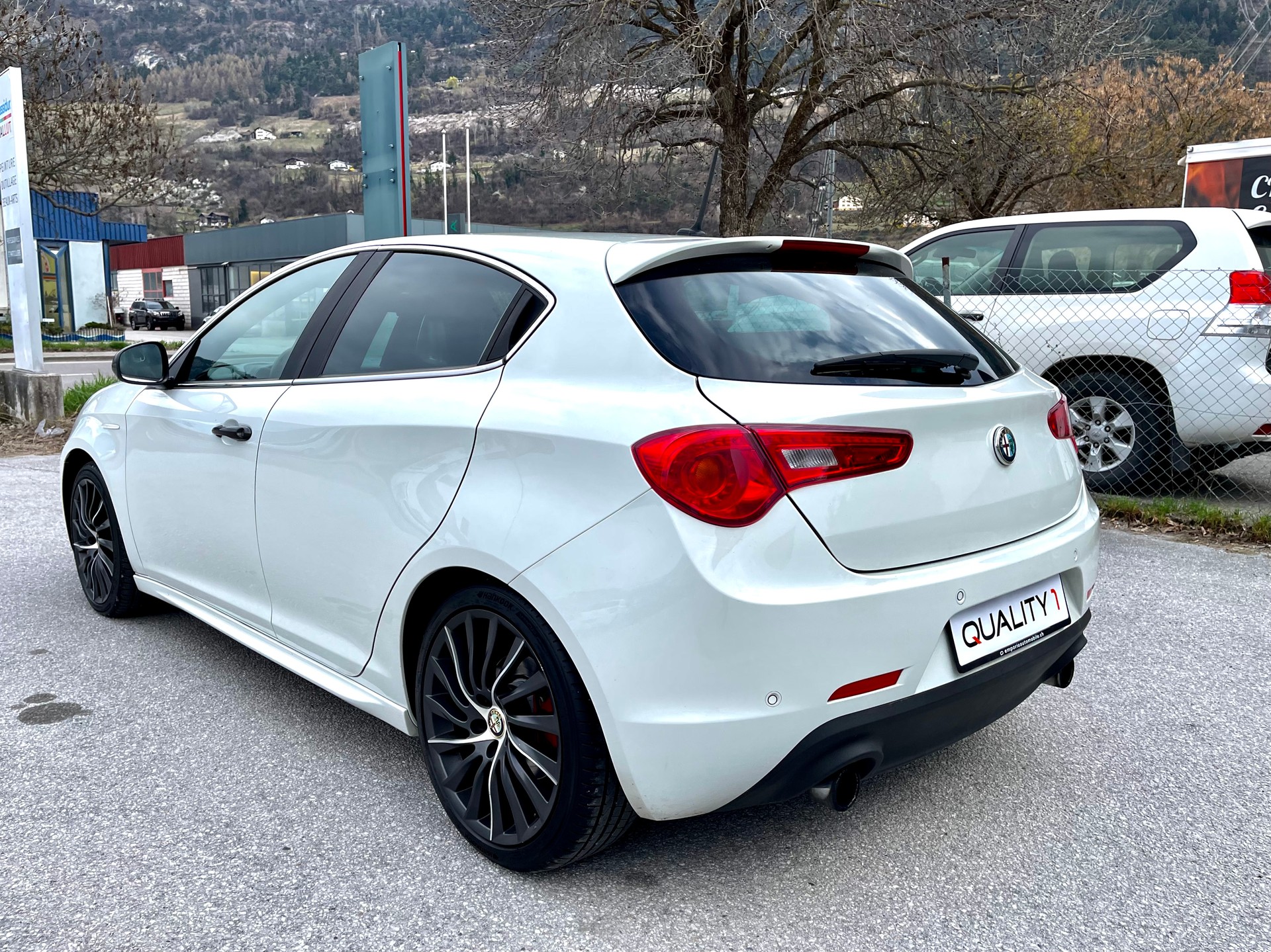 ALFA ROMEO Giulietta 1750 TBi Quadrifoglio Verde TCT-image-23