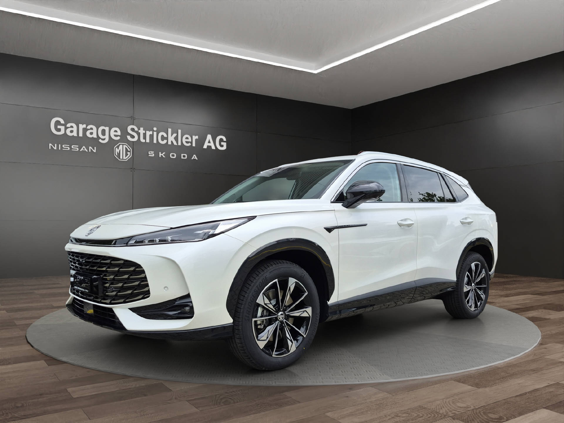MG HS 1.5 Hybrid Luxury-image-0