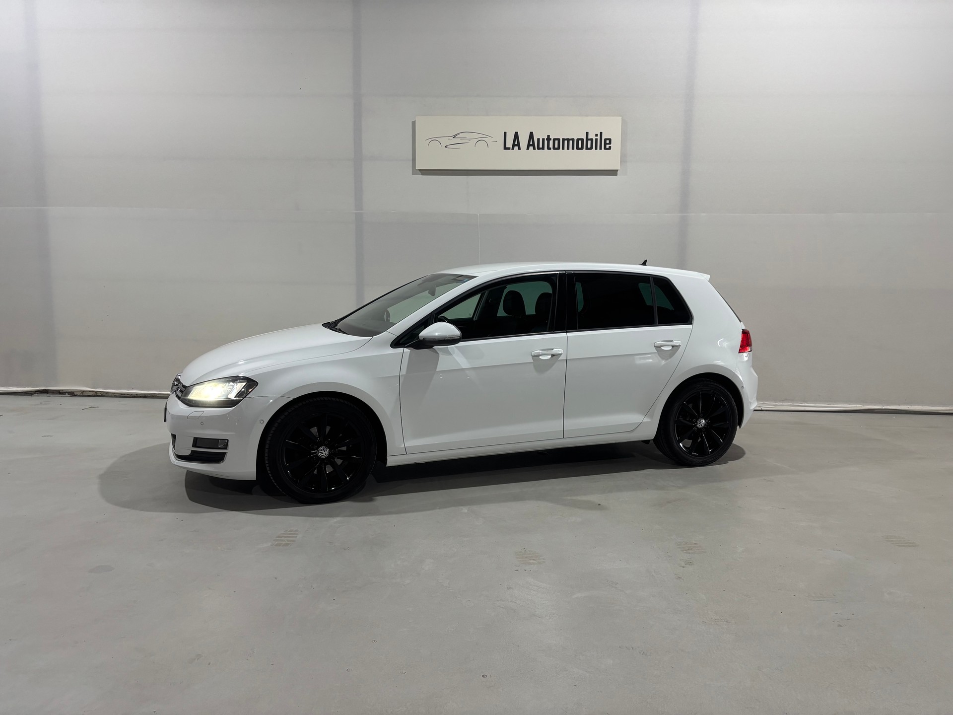 VW Golf 1.4 TSI Highline-image-1