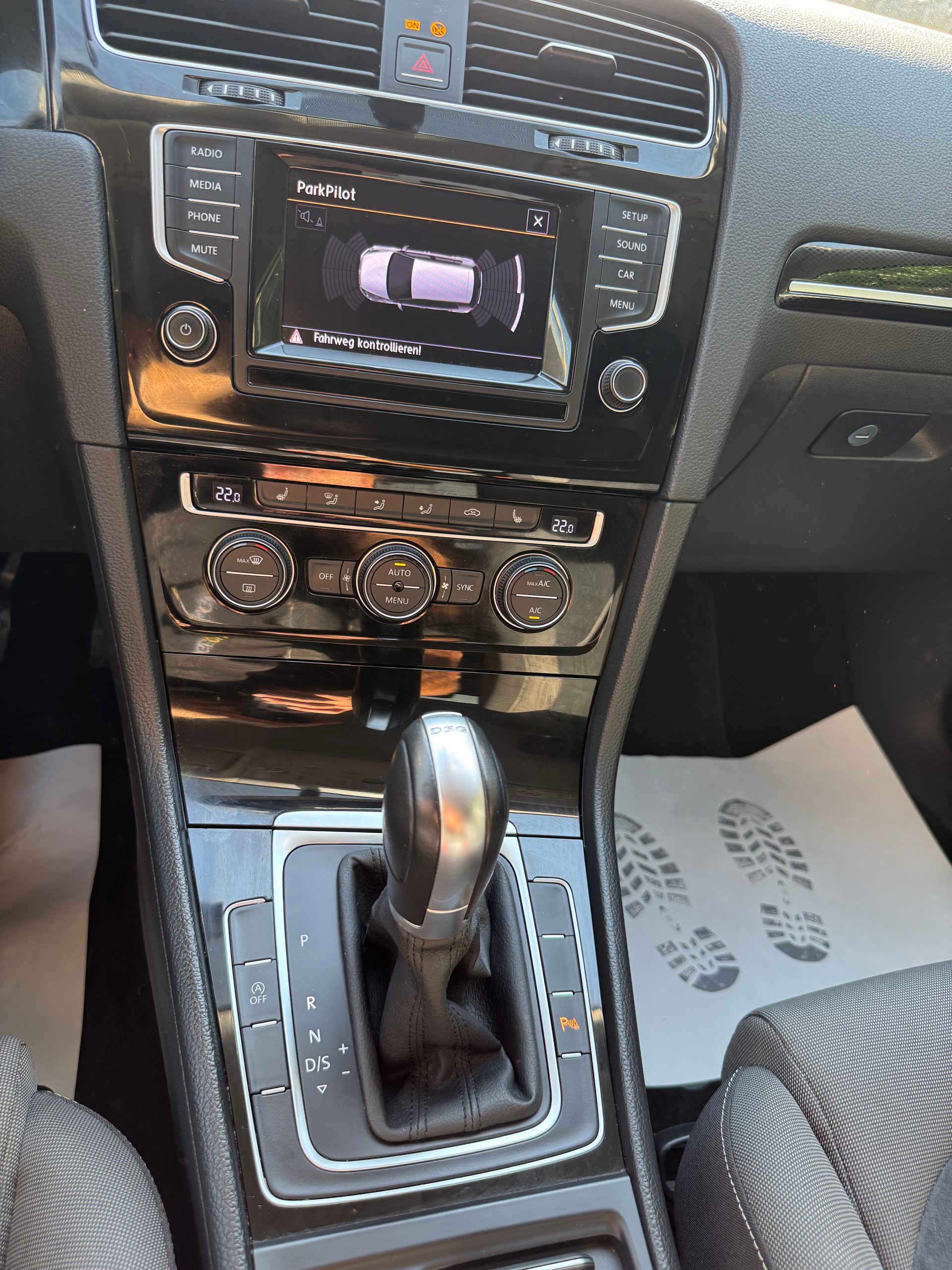 VW Golf 1.4 TSI Highline DSG-image-12