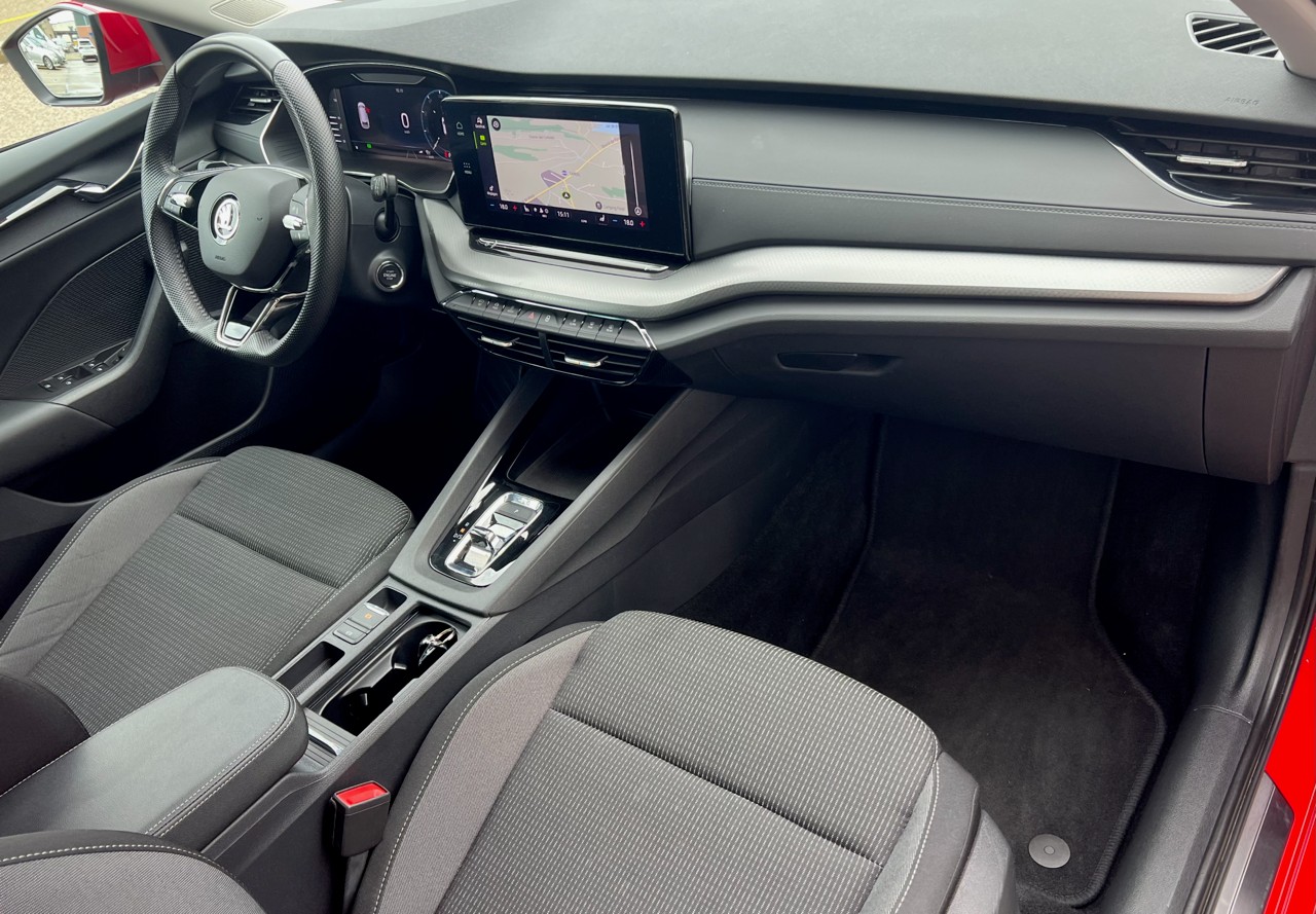 SKODA Octavia Combi 2.0 TDI DSG SportLine 4x4-image-7