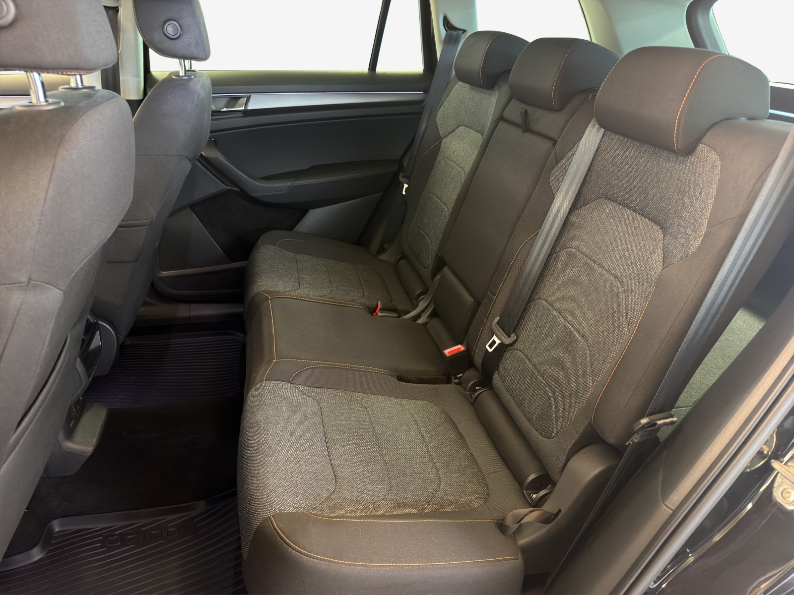SKODA Kodiaq 2.0 TDI CR Clever 4x4 DSG-image-11