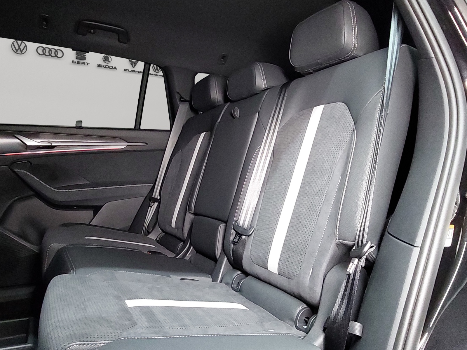 SKODA Kodiaq 2.0 TSI Sportline 4x4-image-8
