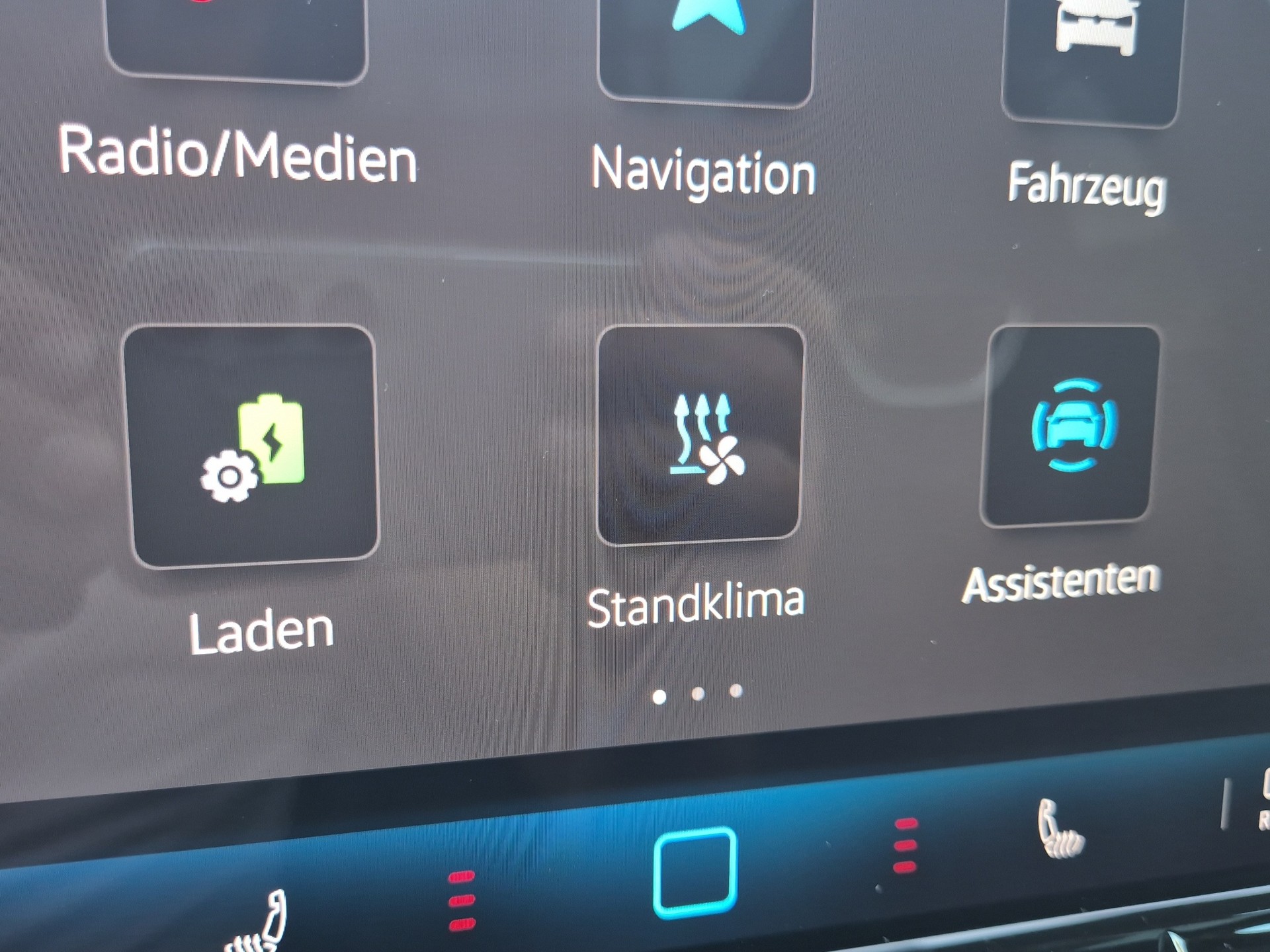 VW Passat Variant 1.5 TSI evo2 Plug-In- Hybrid R-Line DSG-image-19
