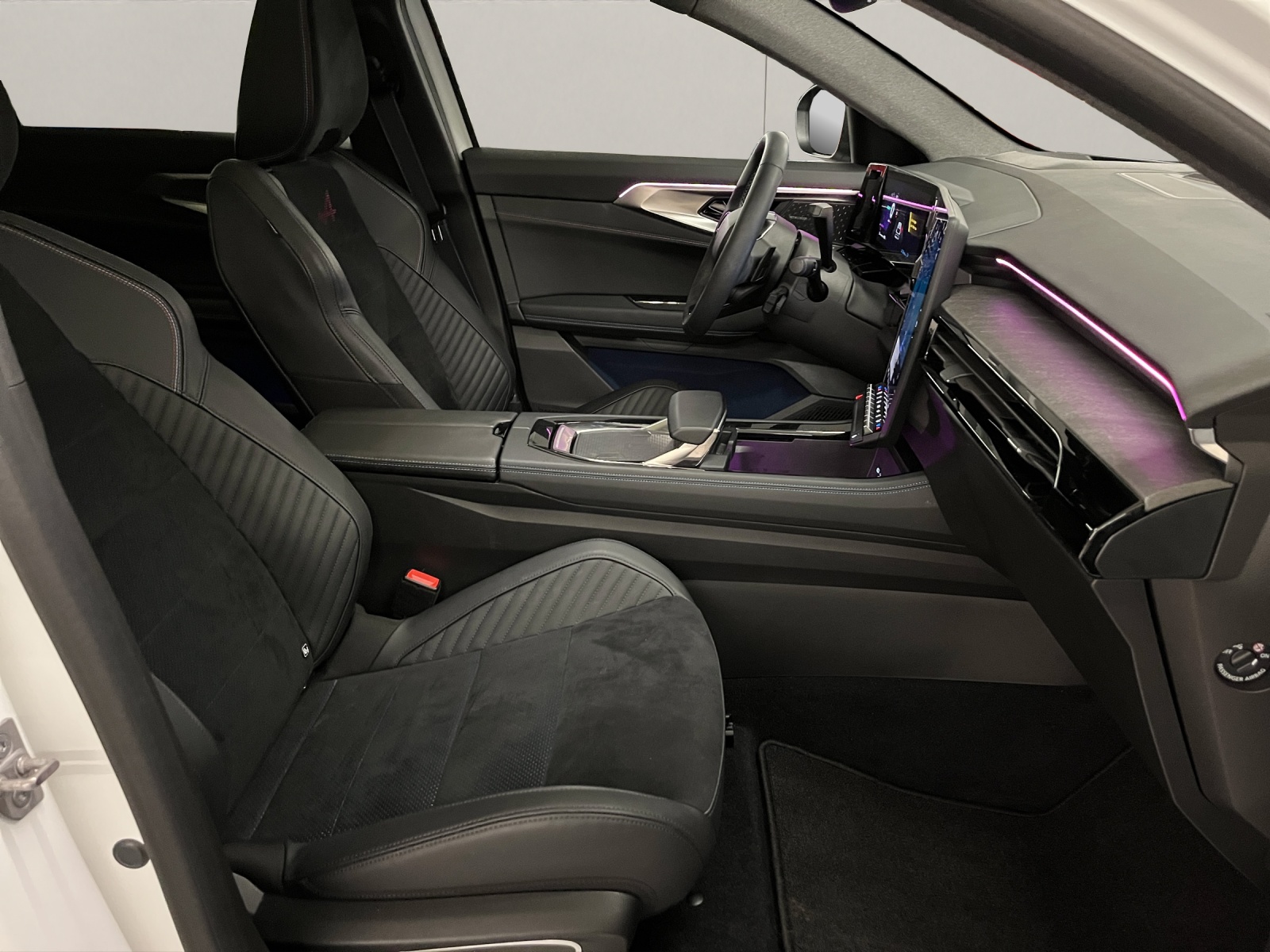 RENAULT Rafale 1.2 E-Tech esprit Alpine-image-12