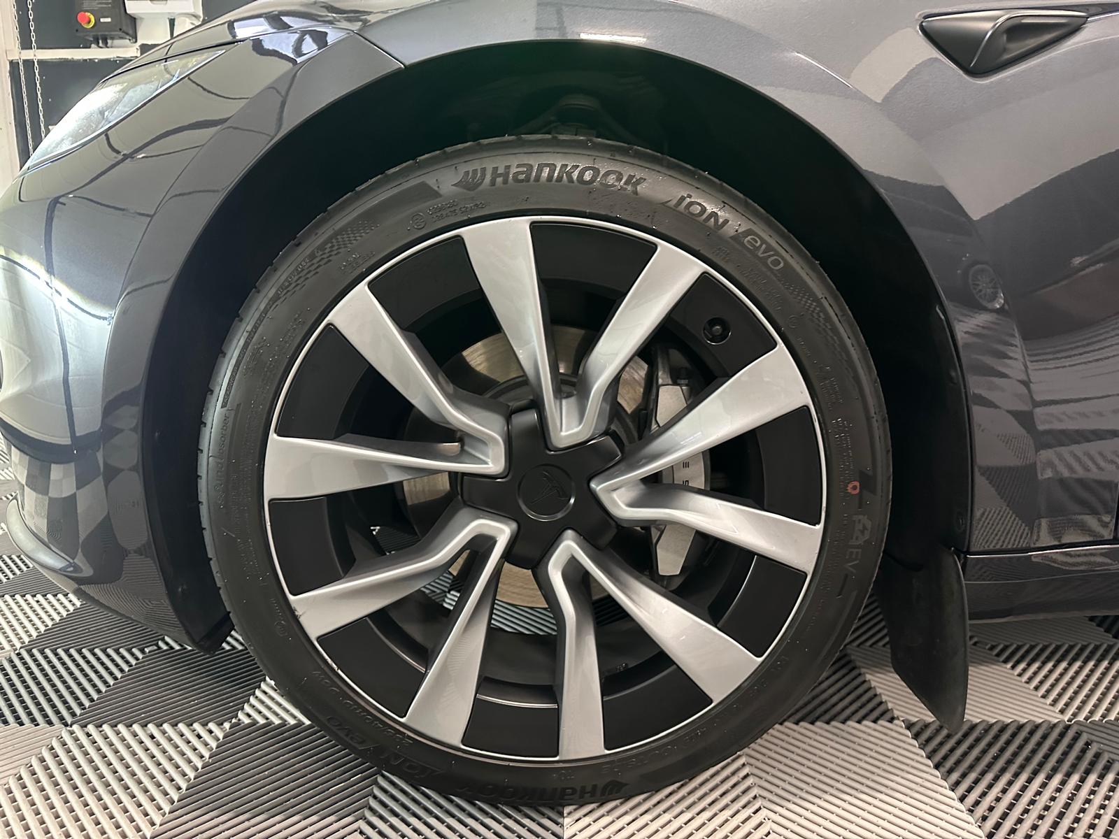 TESLA Model 3 SR+ Highland- *Câble de recharge *Hayon électrique *Sièges chauffants-image-29